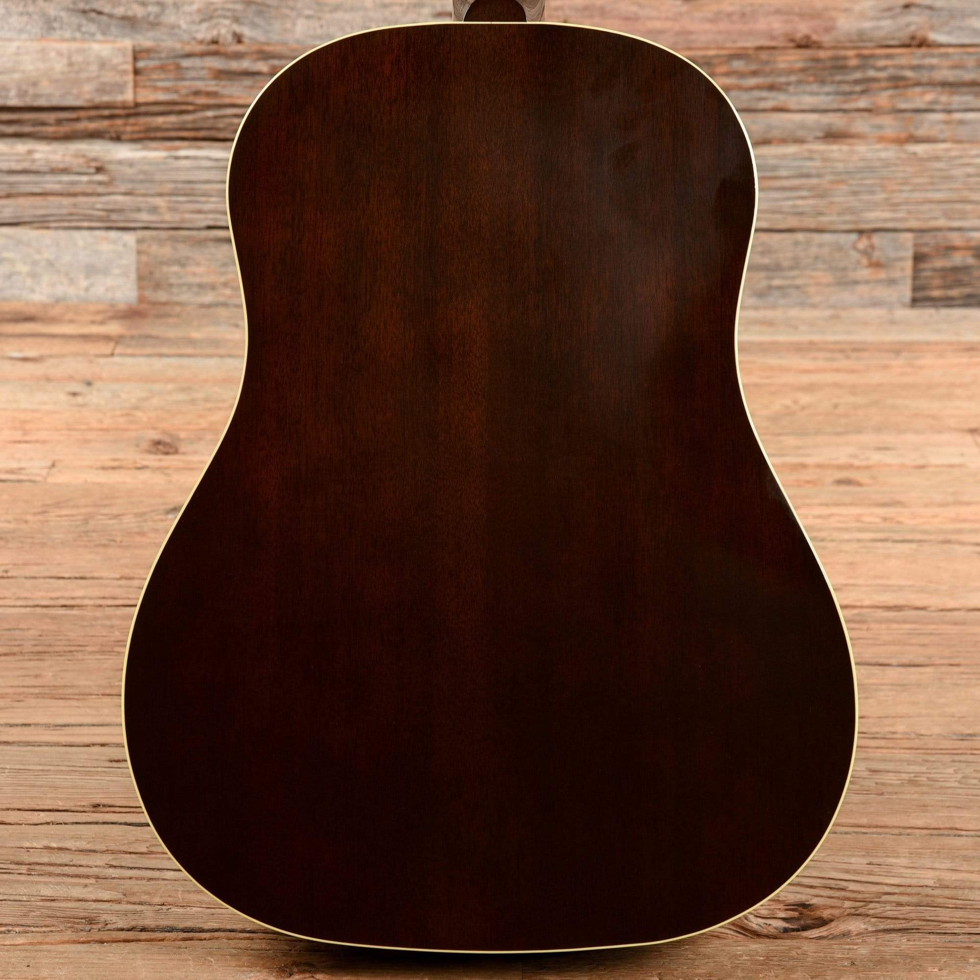 Gibson Montana Custom Shop Historic Reissue 1942 Banner J-45 Vintage Sunburst 2017 Acoustic Guitars / Dreadnought