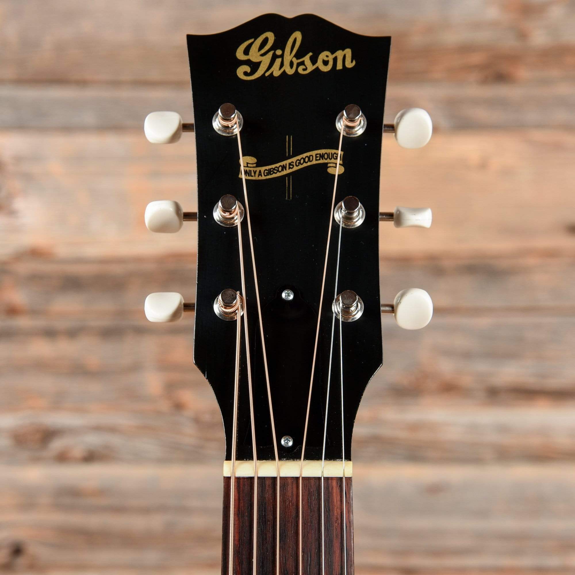 Gibson Montana Custom Shop Historic Reissue 1942 Banner J-45 Vintage Sunburst 2017 Acoustic Guitars / Dreadnought
