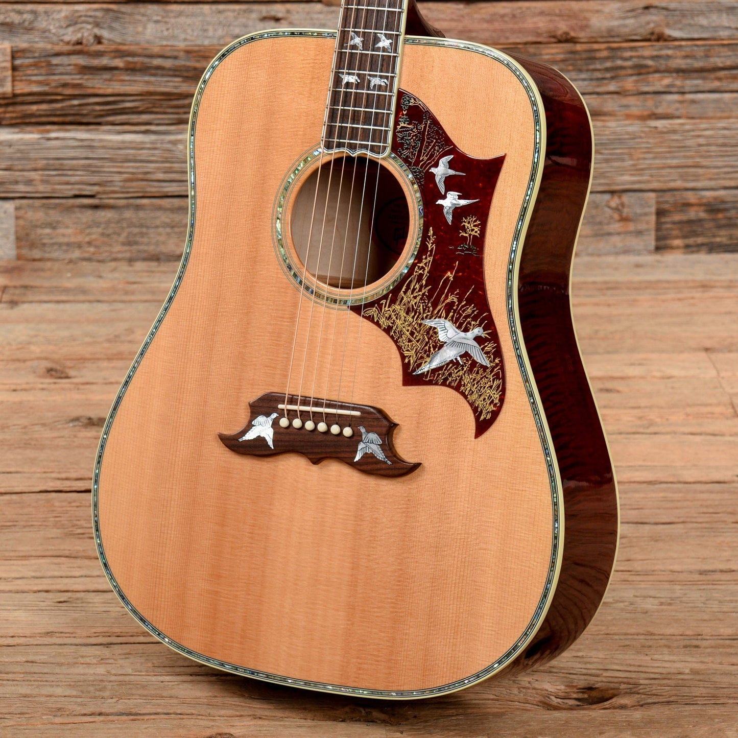 Gibson Montana Doves In Flight Natural 2016 Acoustic Guitars / Dreadnought
