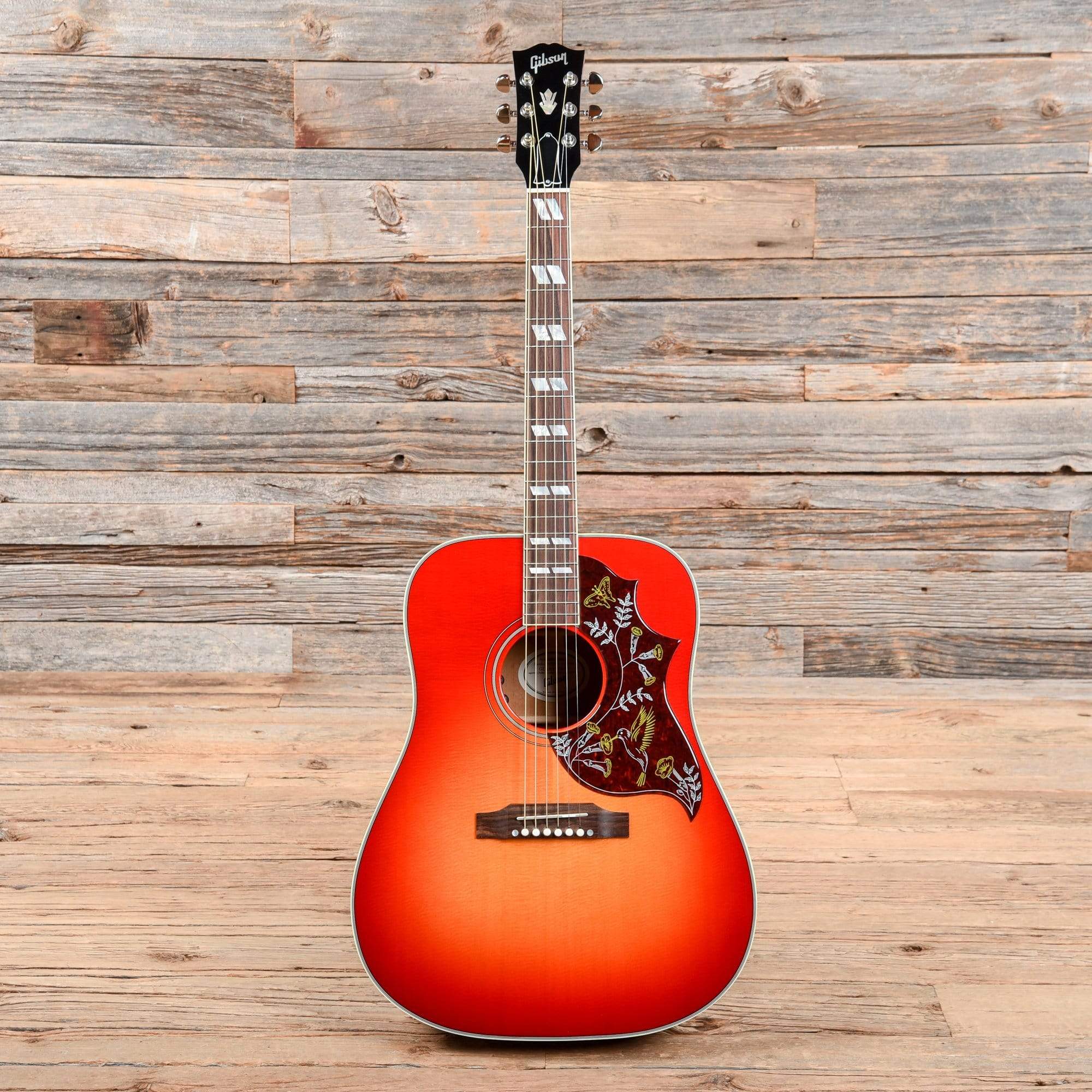 Gibson Montana Hummingbird Cherry Sunburst 2018 Acoustic Guitars / Dreadnought