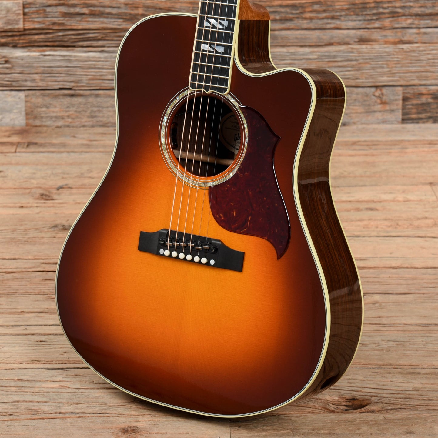 Gibson Montana Songwriter Progressive Sunburst 2015 Acoustic Guitars / Dreadnought