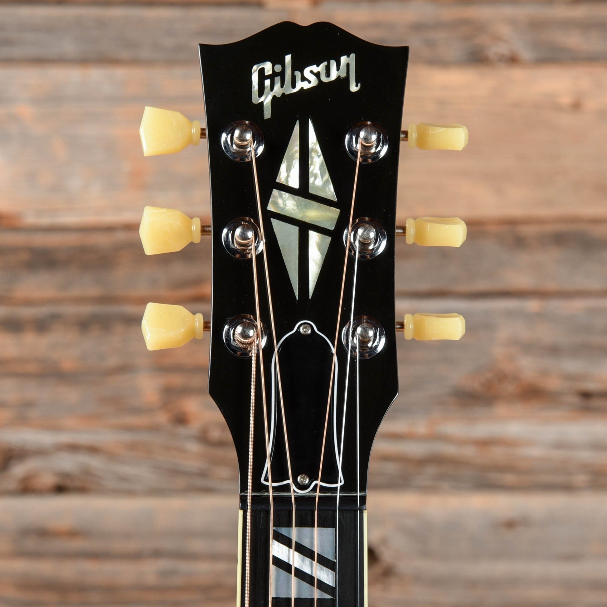 Gibson Montana Songwriter Progressive Sunburst 2015 Acoustic Guitars / Dreadnought