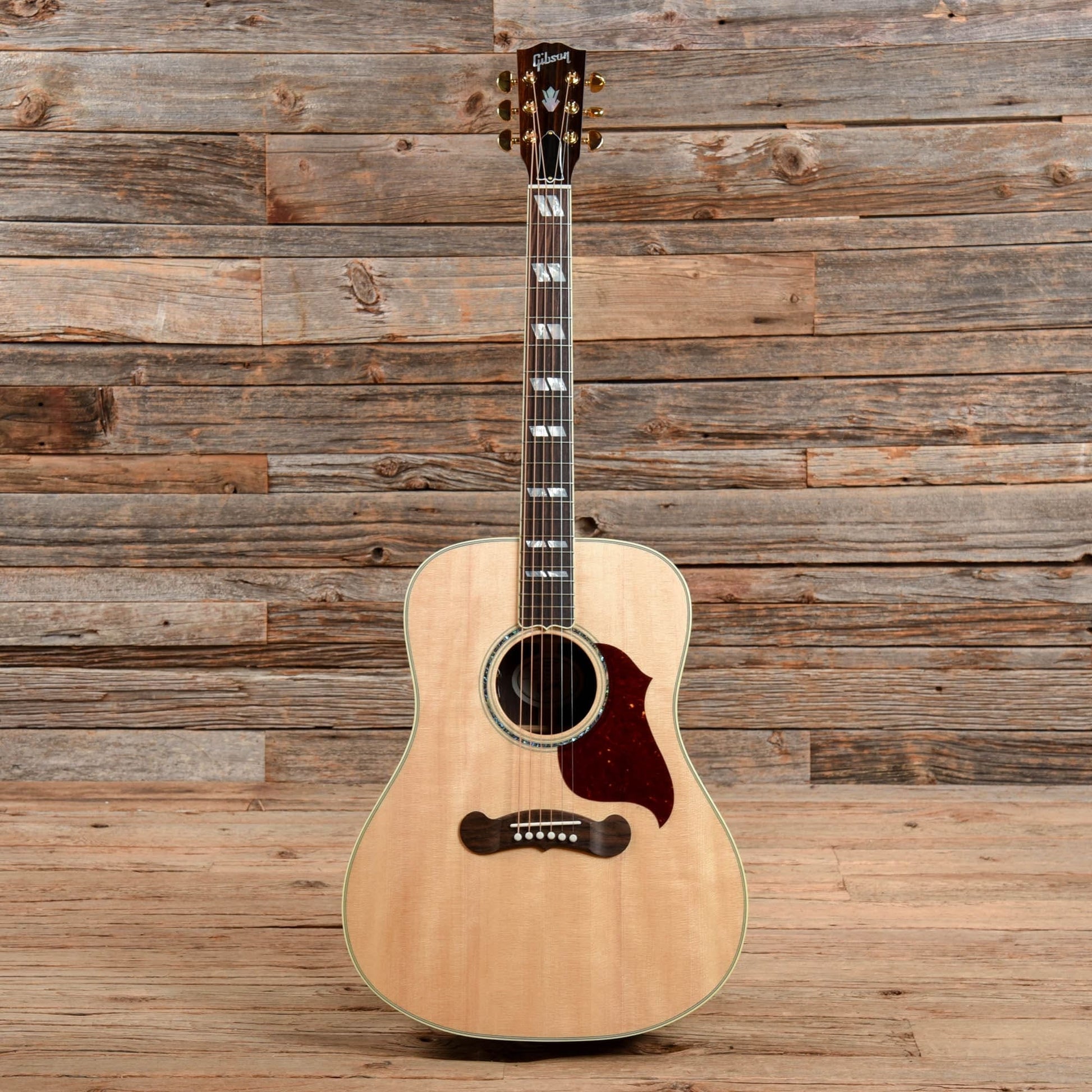 Gibson Montana Songwriter Standard Antique Natural Acoustic Guitars / Dreadnought
