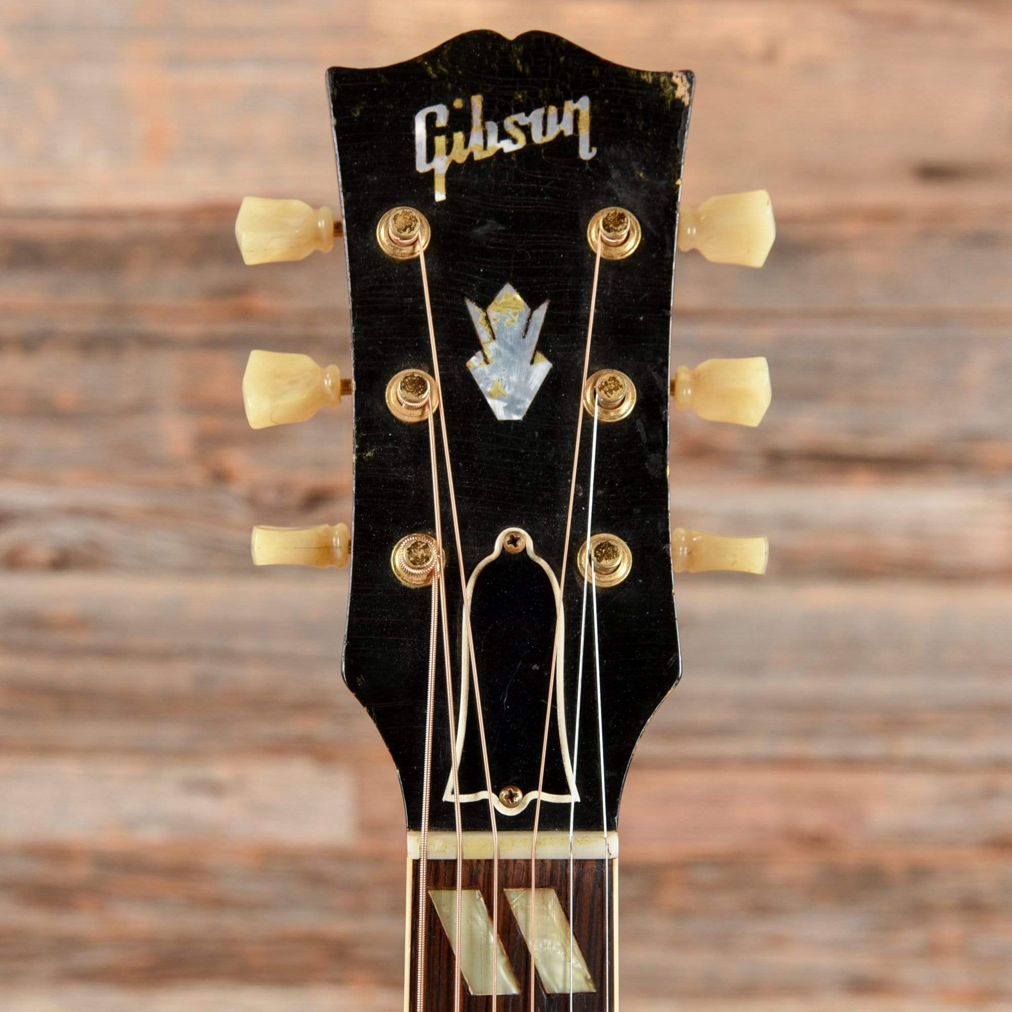 Gibson J-185 Sunburst 1956 Acoustic Guitars / Jumbo