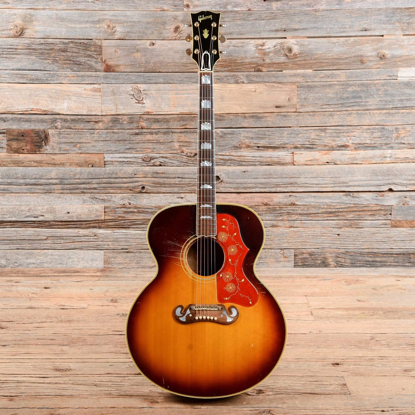 Gibson J-200 Sunburst 1966 Acoustic Guitars / Jumbo