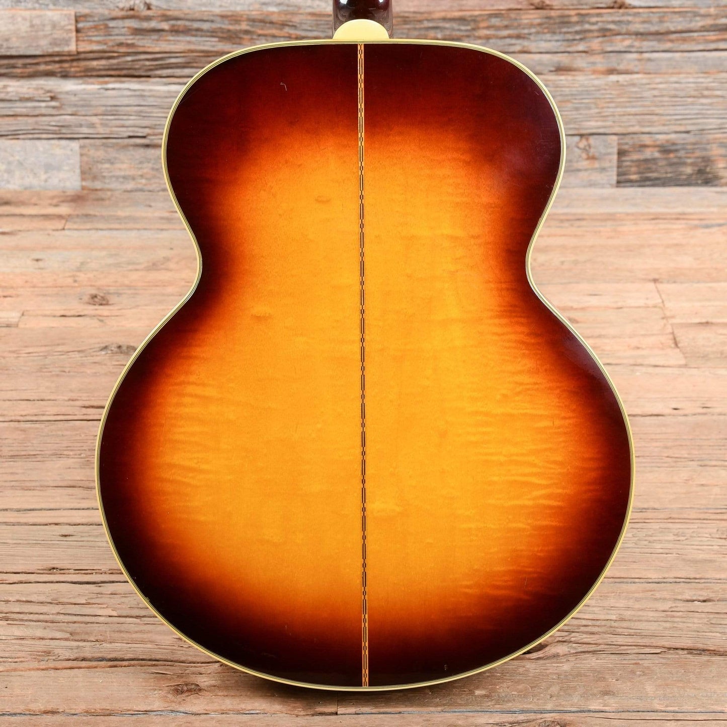 Gibson J-200 Sunburst 1966 Acoustic Guitars / Jumbo