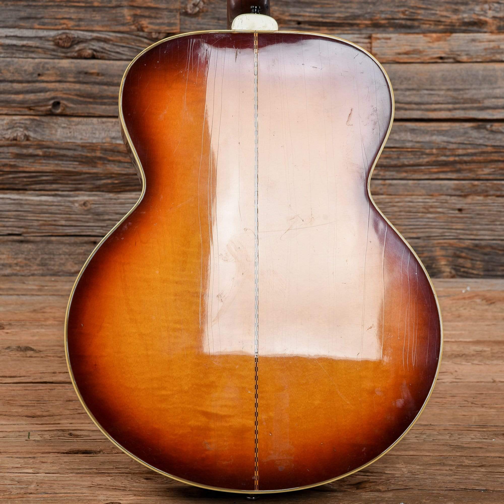 Gibson J-200 Sunburst 1969 Acoustic Guitars / Jumbo