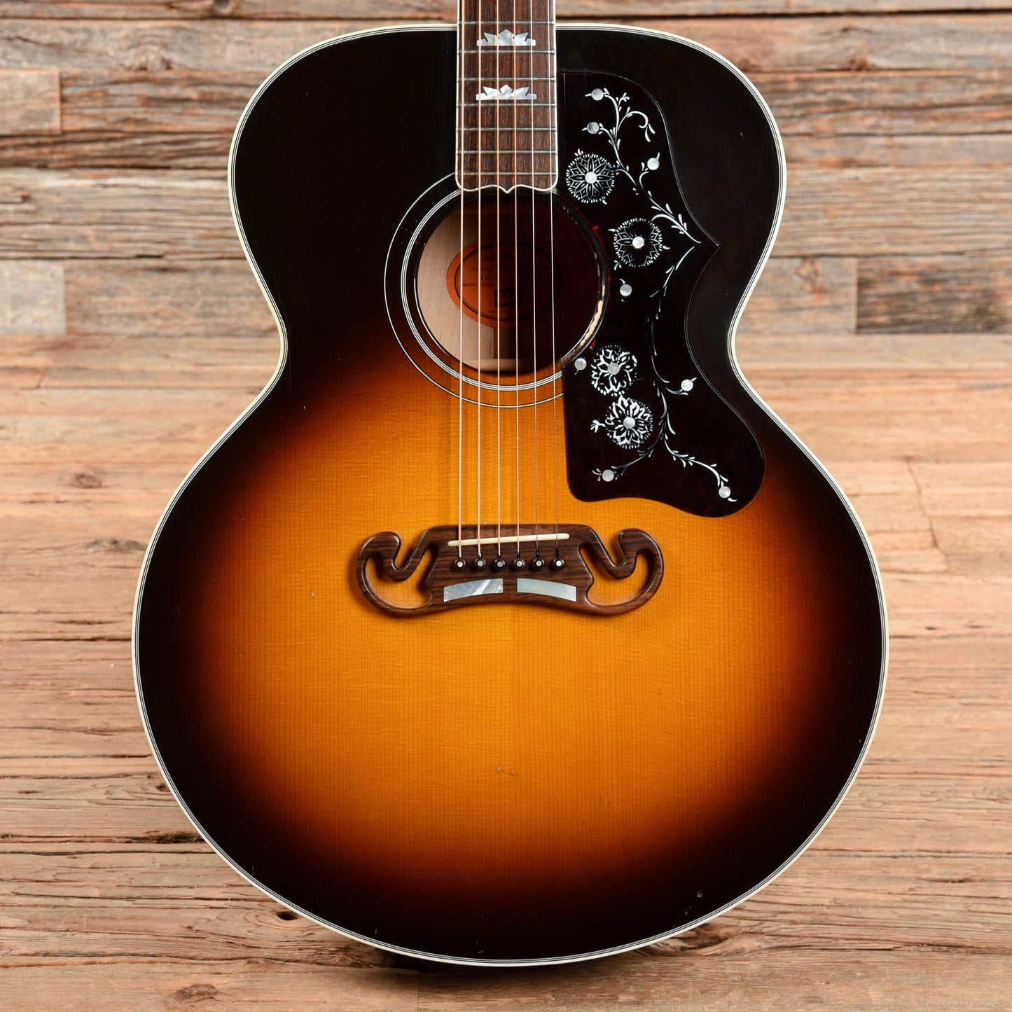 Gibson J-200 Sunburst 1996 Acoustic Guitars / Jumbo