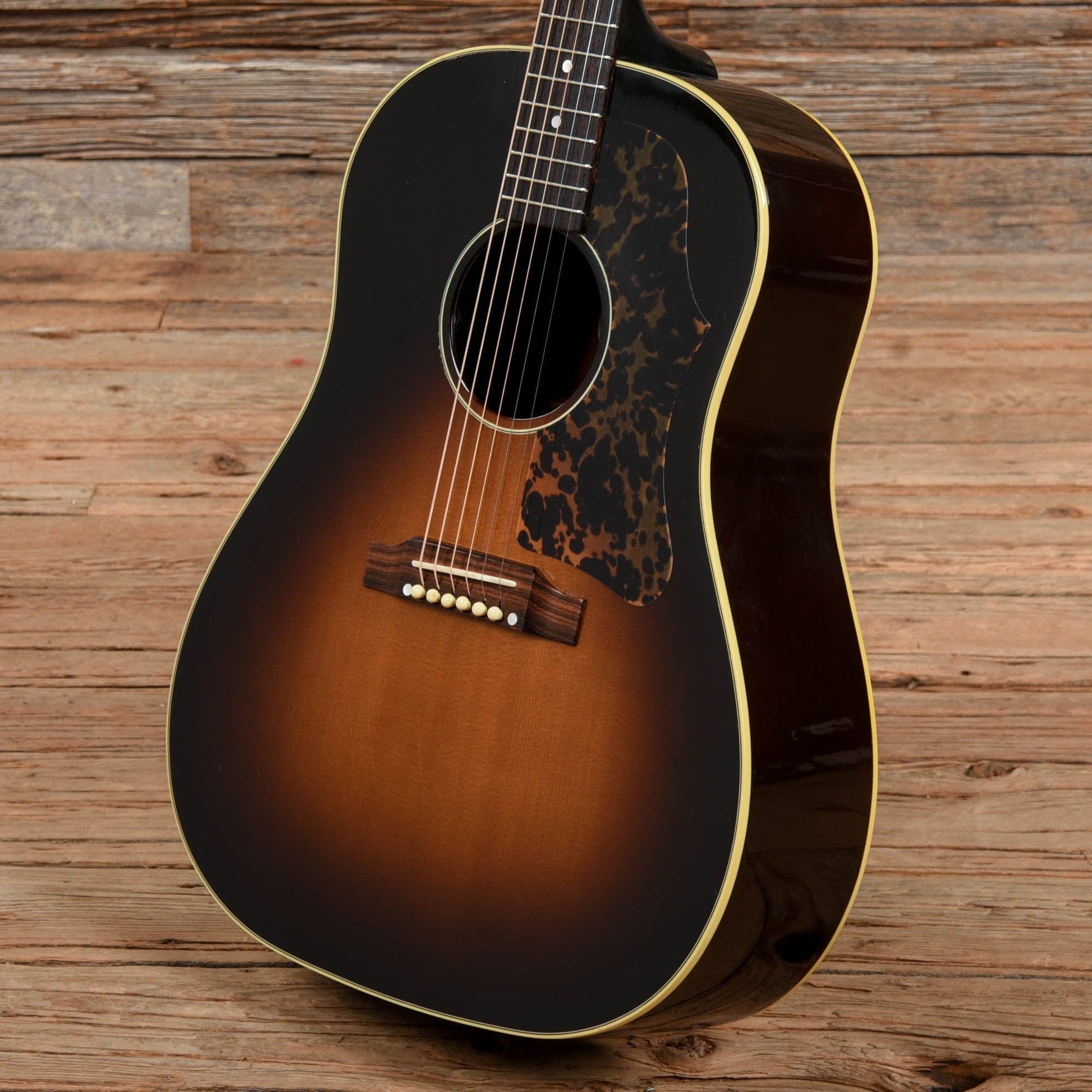 Gibson J-45 Standard Sunburst 2009 Acoustic Guitars / Jumbo