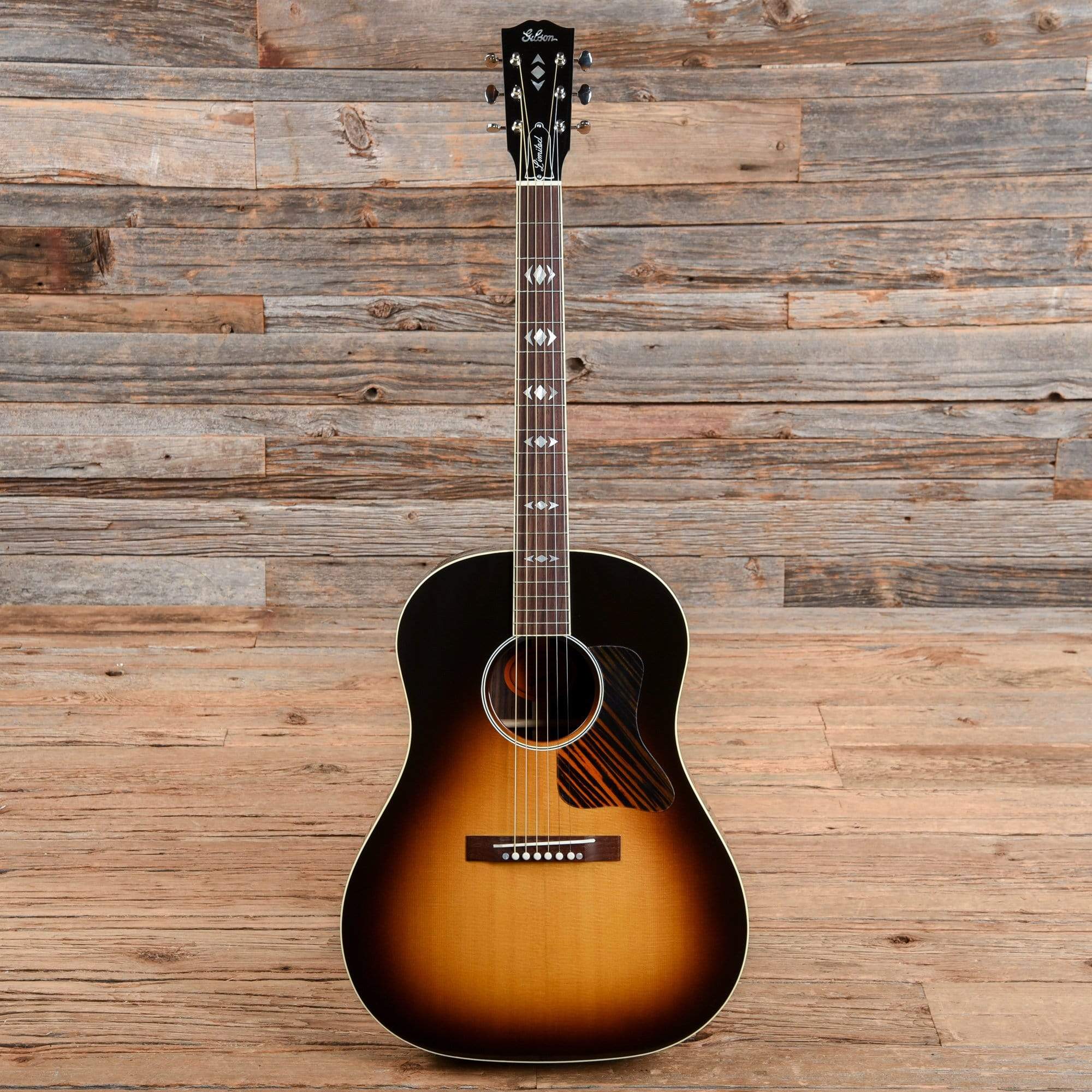 Gibson Montana AJ Vintage Sunburst Acoustic Guitars / Jumbo