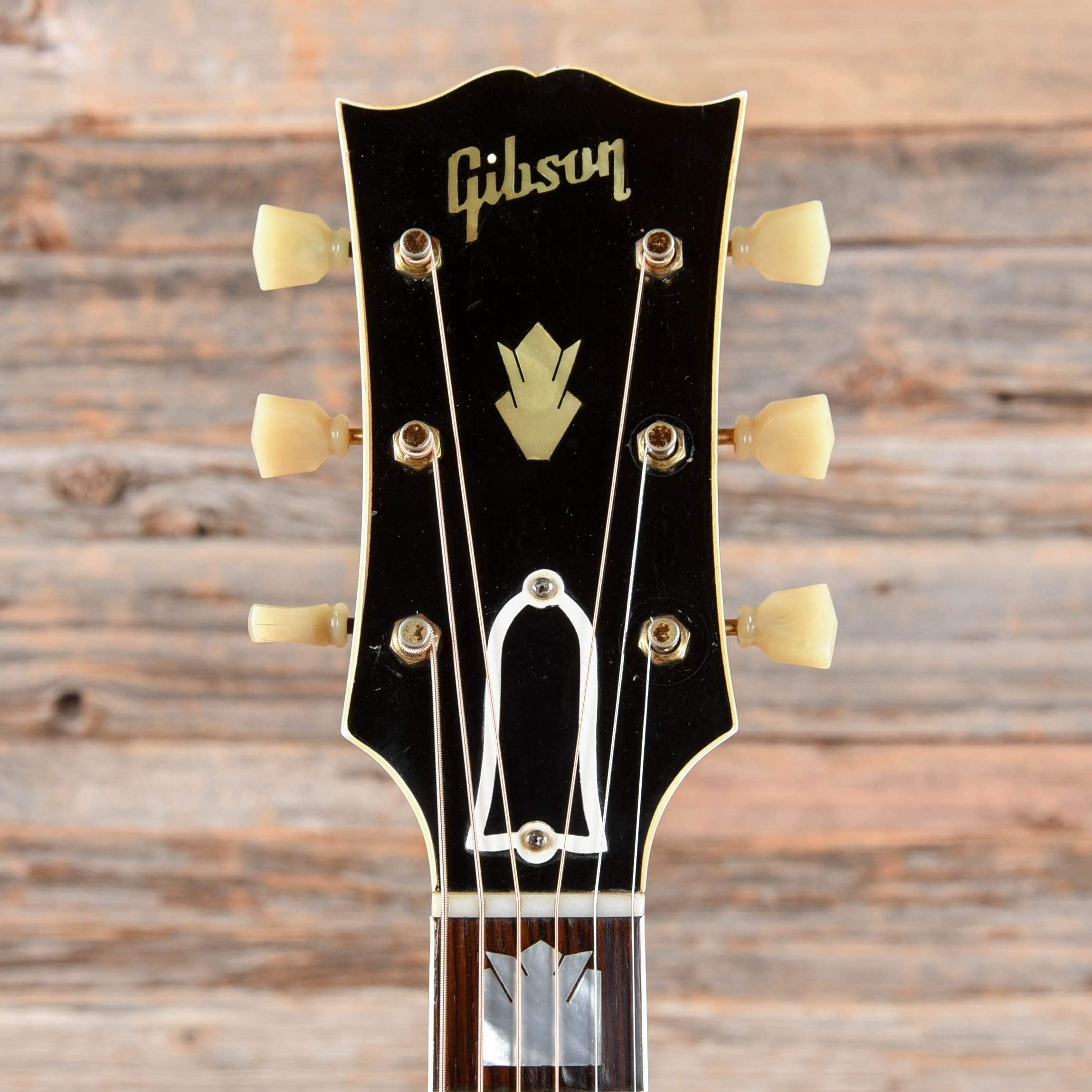 Gibson SJ-200 Sunburst 1953 Acoustic Guitars / Jumbo