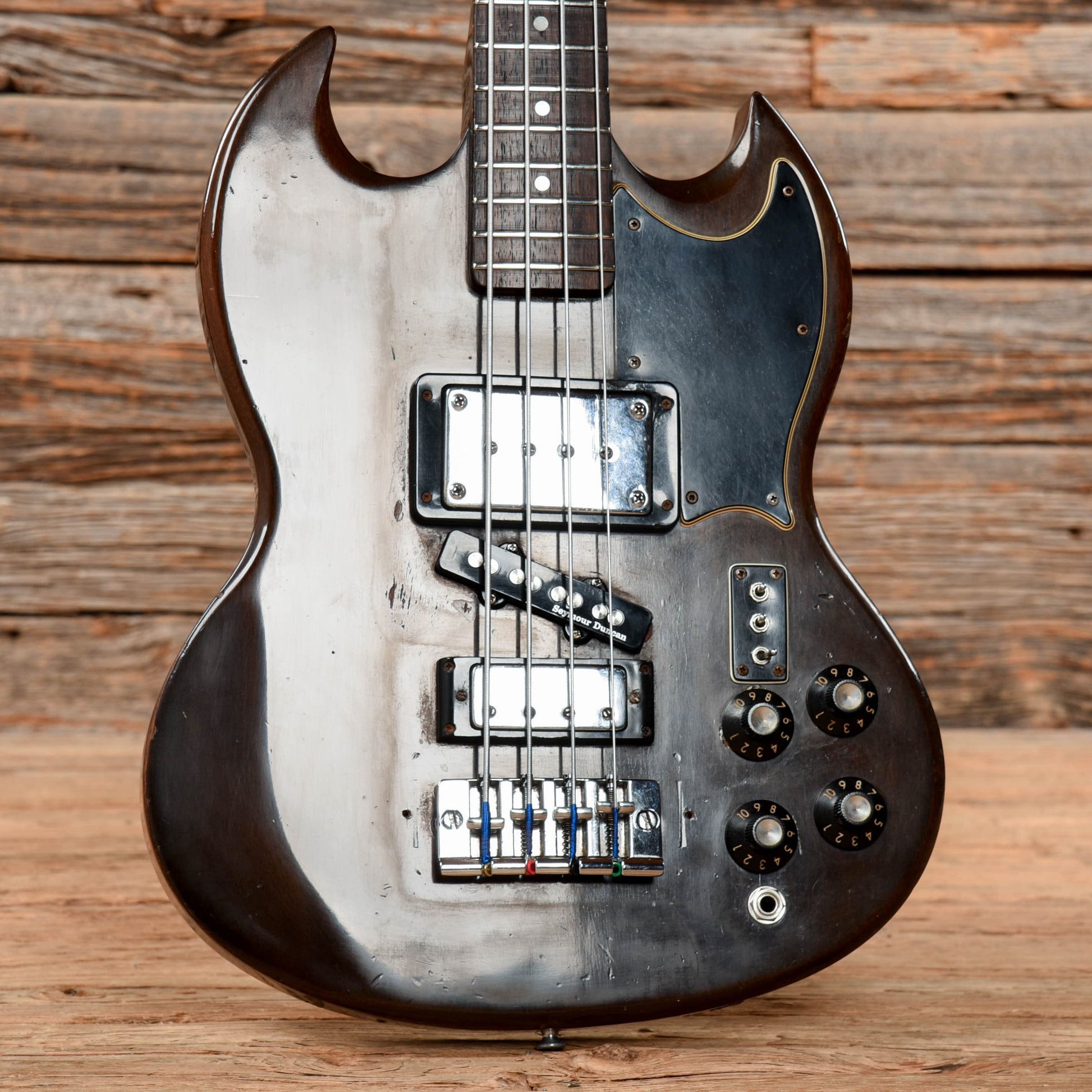 Gibson EB-3 Cherry 1973 Bass Guitars / 4-String