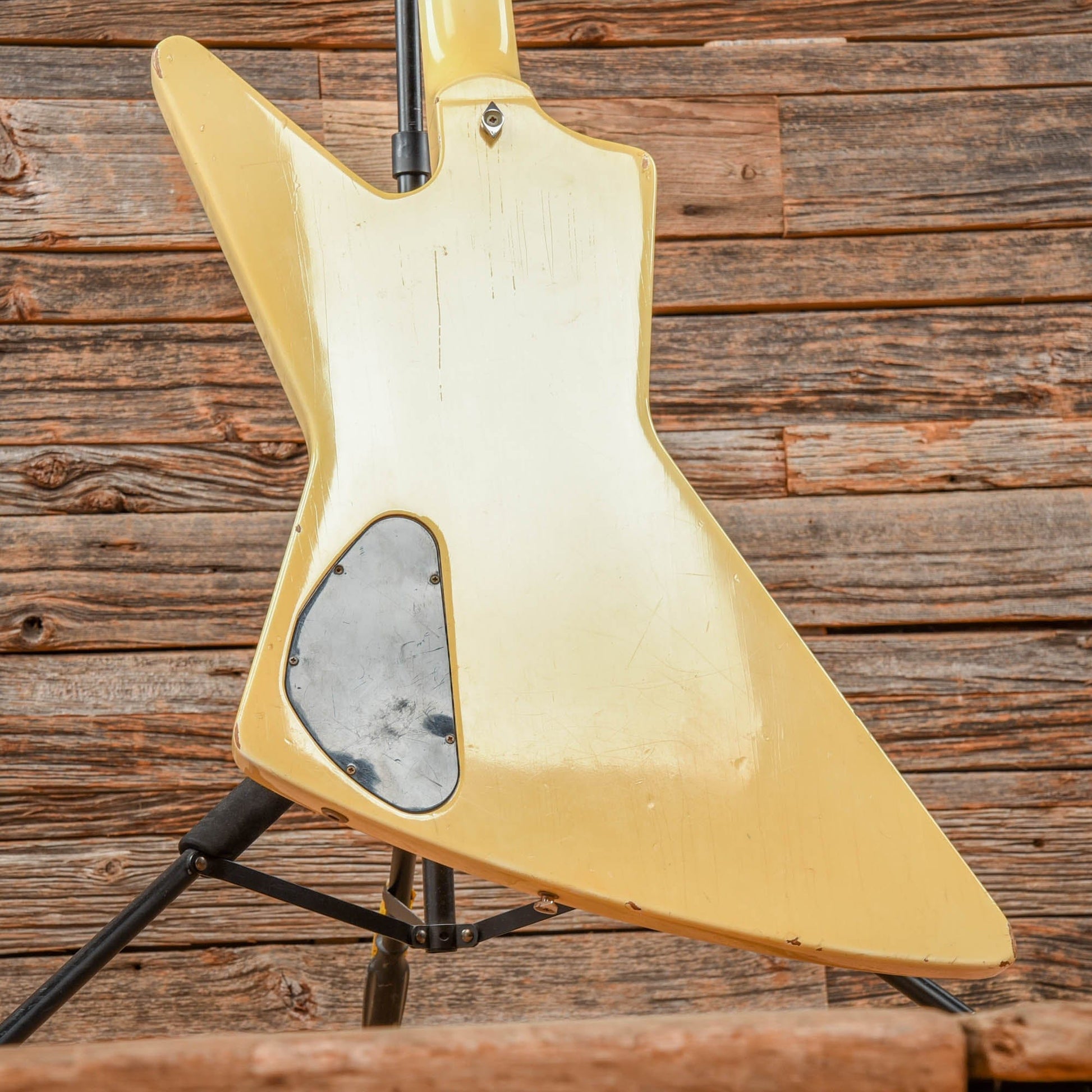 Gibson Explorer Bass Alpine White 1984 Bass Guitars / 4-String