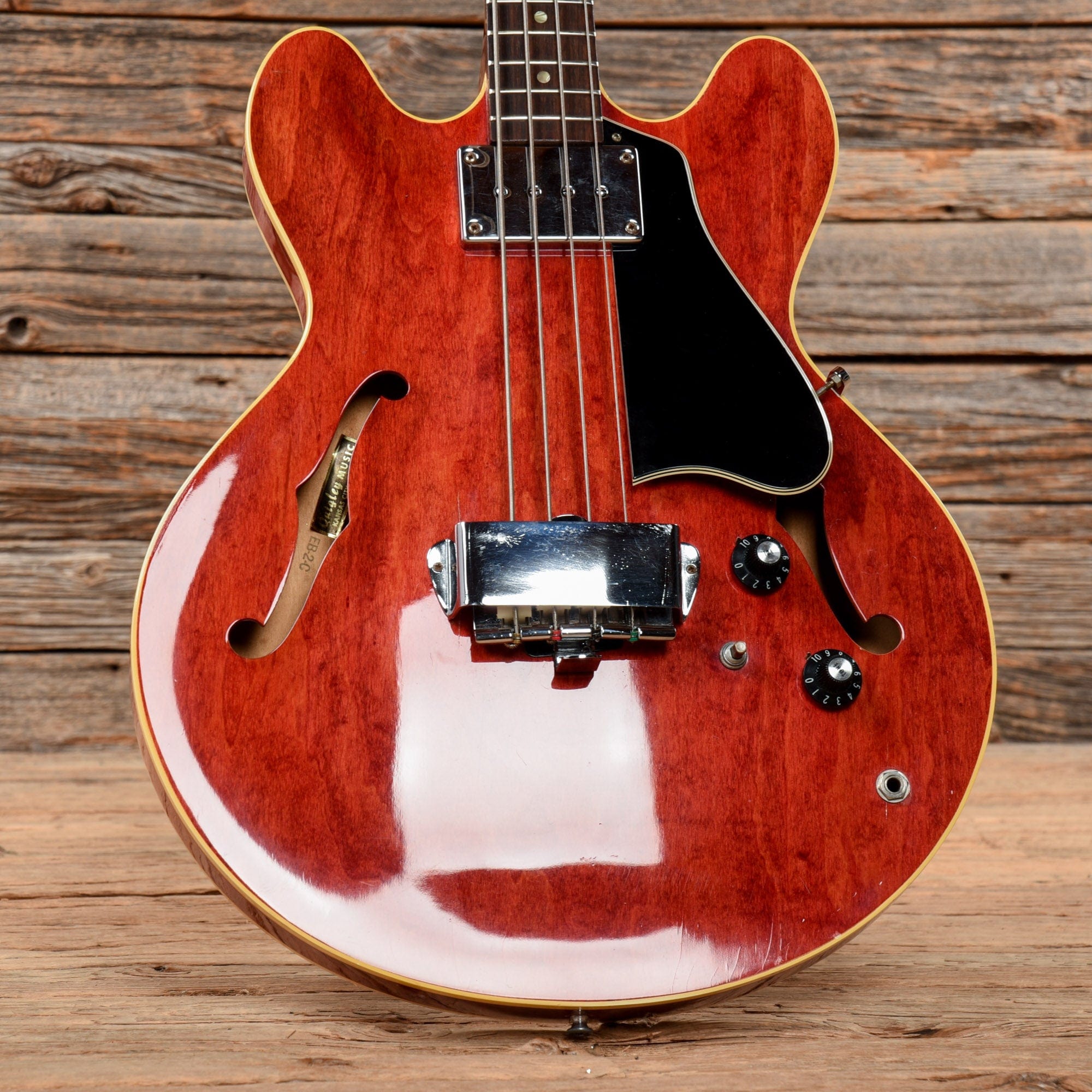 Gibson EB-2 Cherry 1967 Bass Guitars / 5-String or More