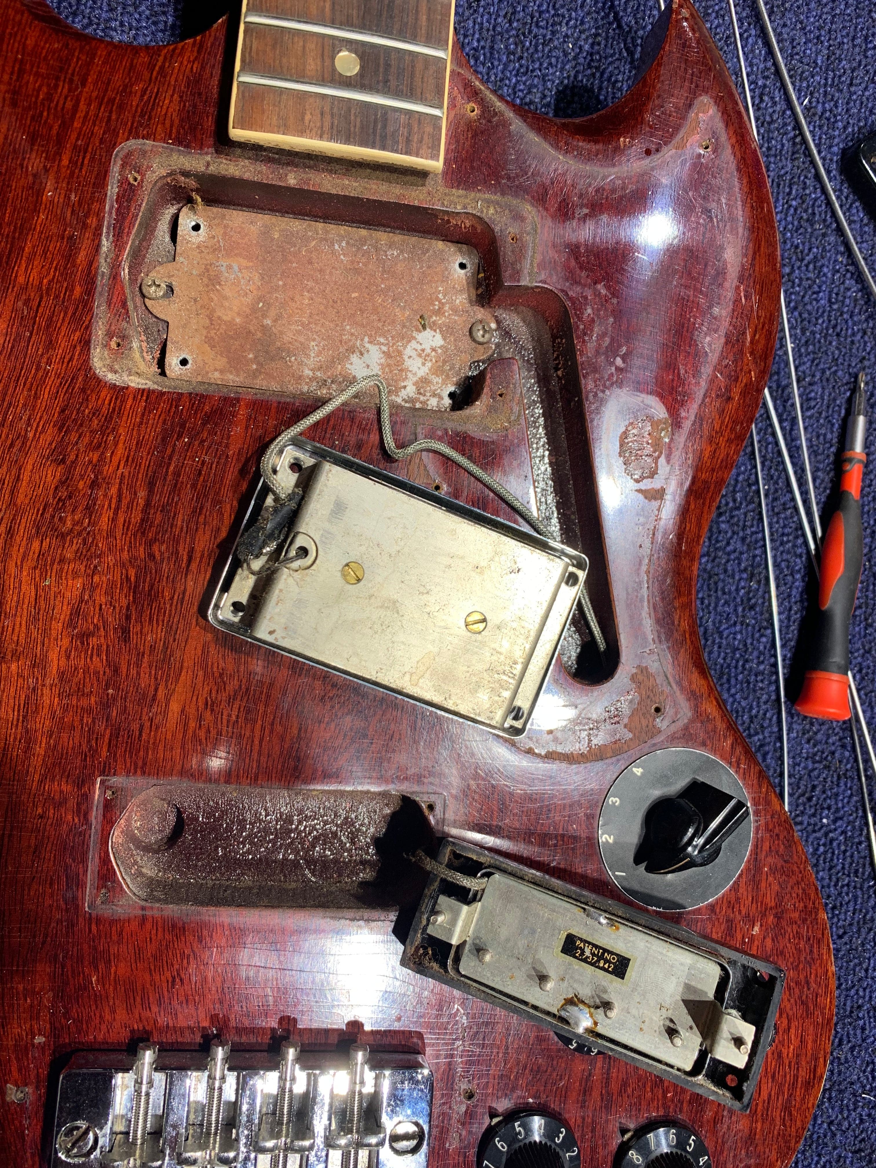 Gibson EB-3 Cherry 1970 Bass Guitars / Short Scale