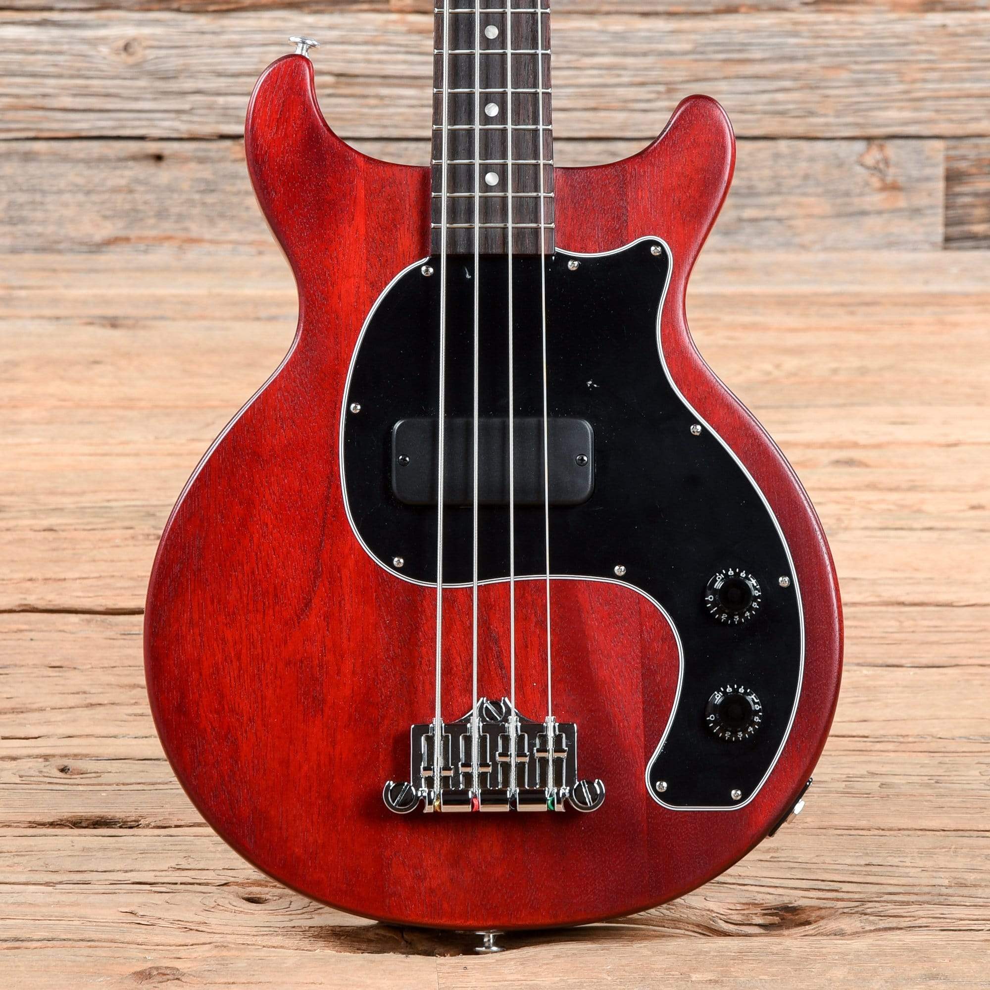 Gibson USA Les Paul Junior Tribute Bass Worn Cherry Bass Guitars / Short Scale
