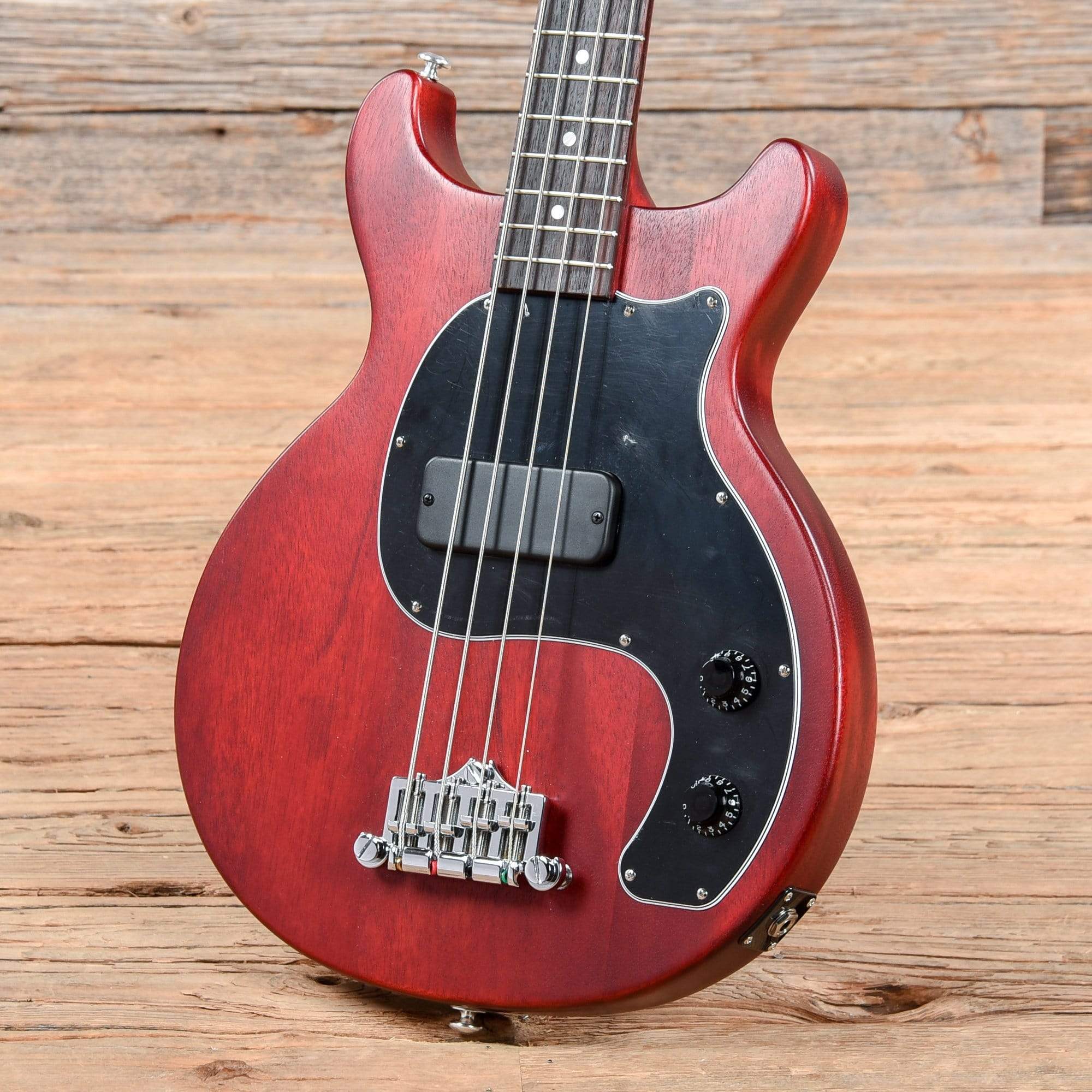 Gibson USA Les Paul Junior Tribute Bass Worn Cherry Bass Guitars / Short Scale