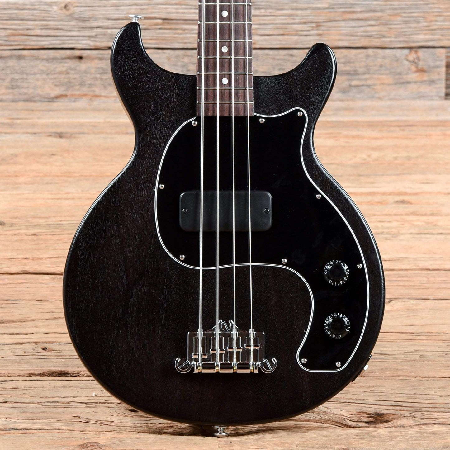 Gibson USA Les Paul Junior Tribute Bass Worn Ebony Bass Guitars / Short Scale