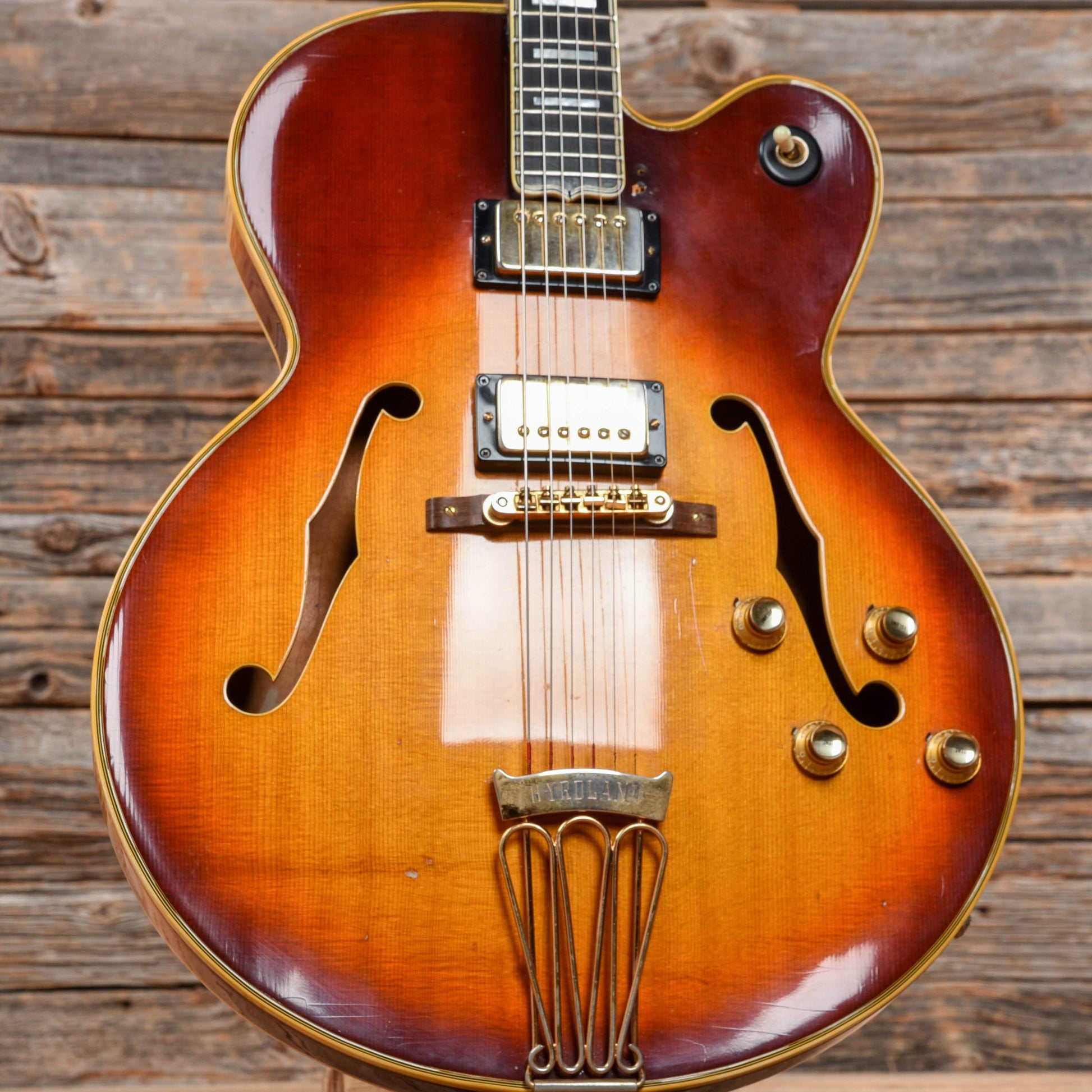 Gibson Byrdland Sunburst 1969 Electric Guitars / Hollow Body