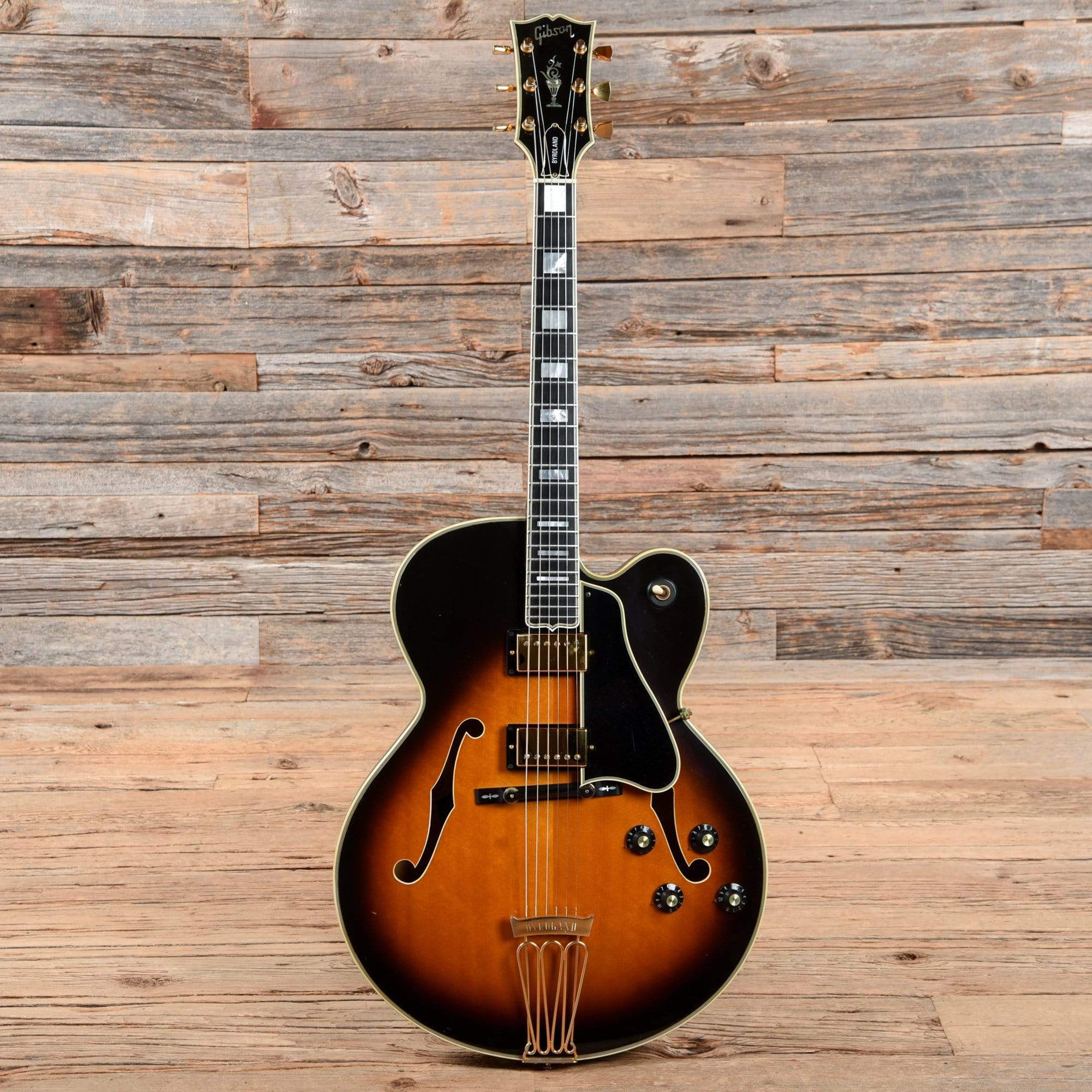 Gibson Byrdland Sunburst 1975 Electric Guitars / Hollow Body