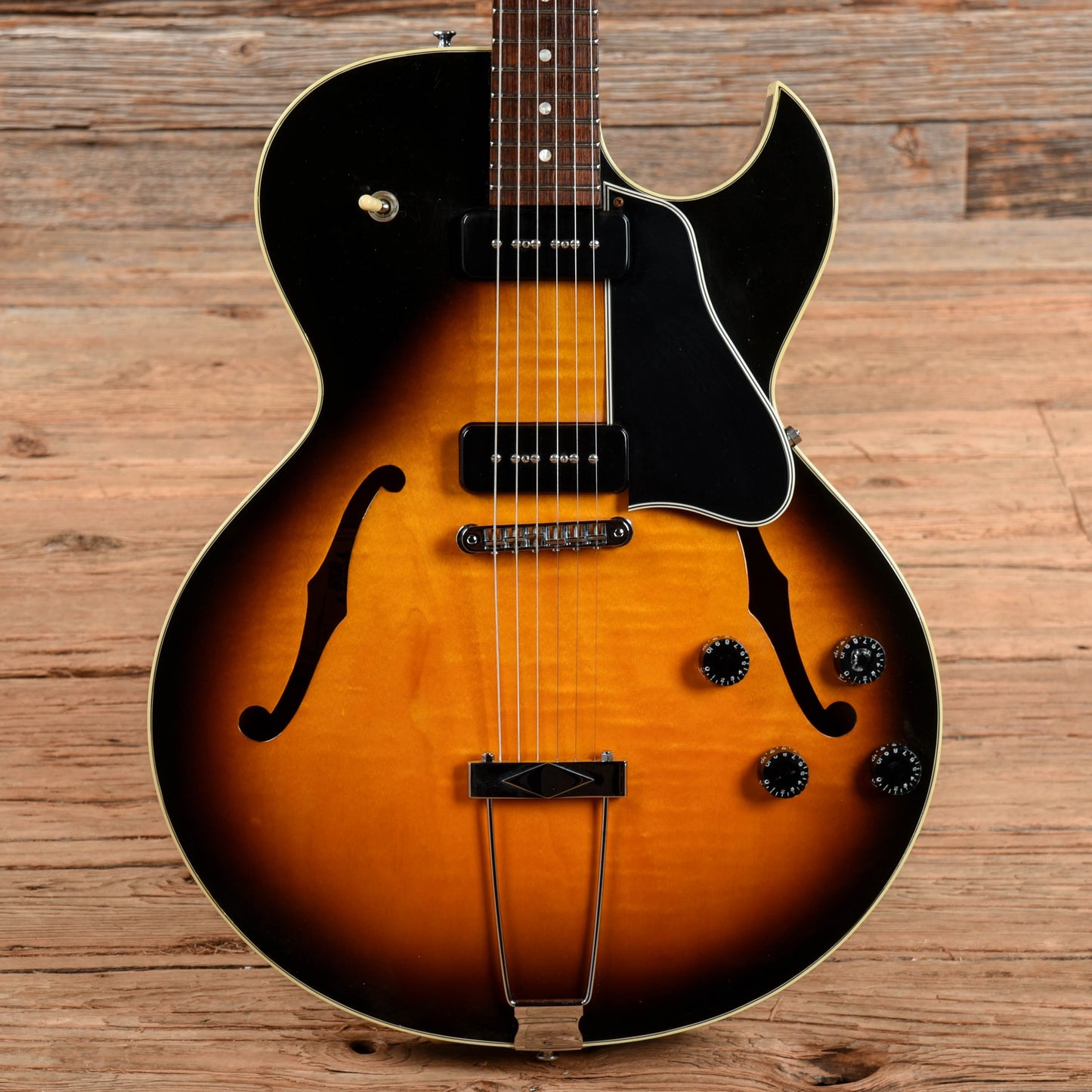 Gibson ES-135 P-100 Ebony 1997 Electric Guitars / Hollow Body