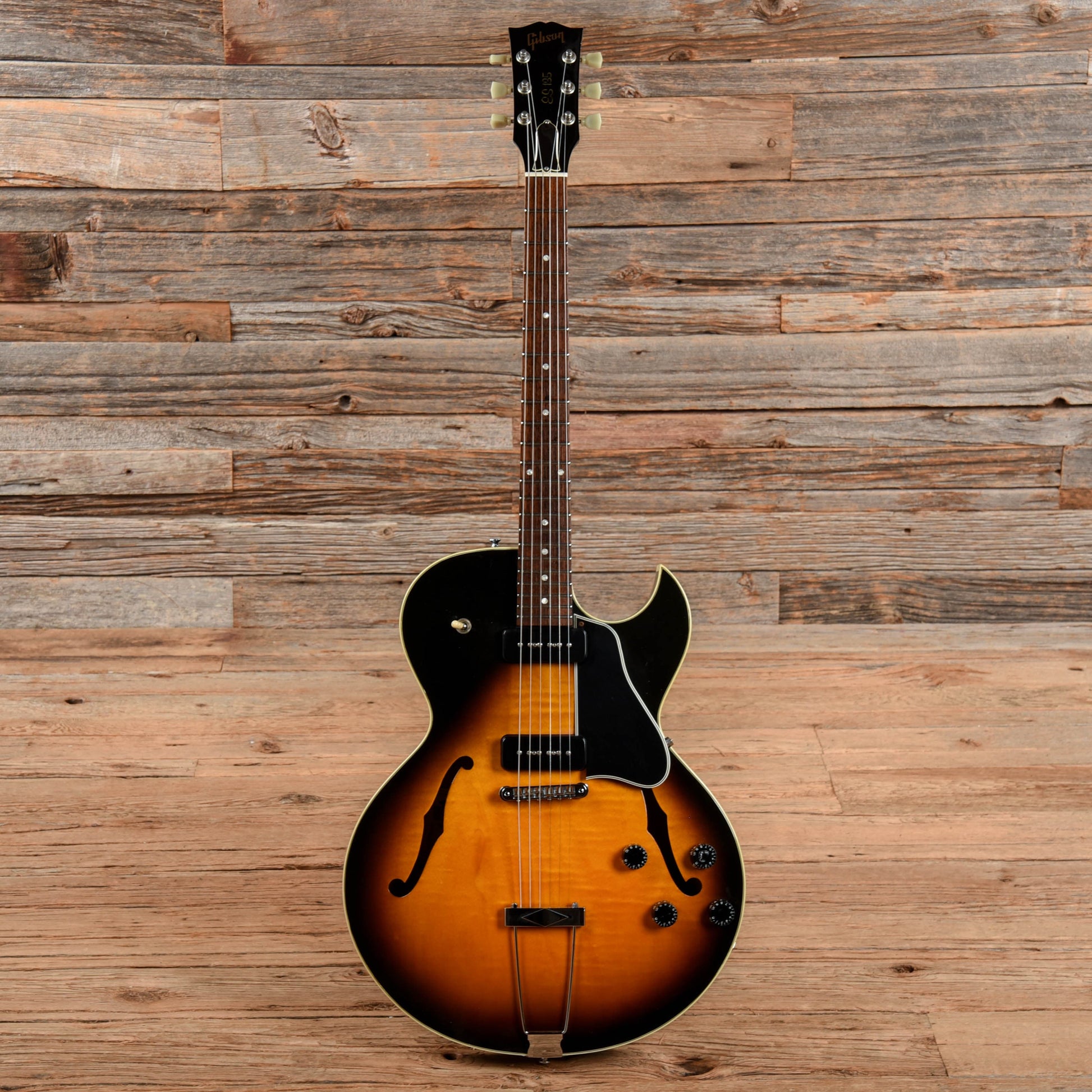 Gibson ES-135 P-100 Ebony 1997 Electric Guitars / Hollow Body