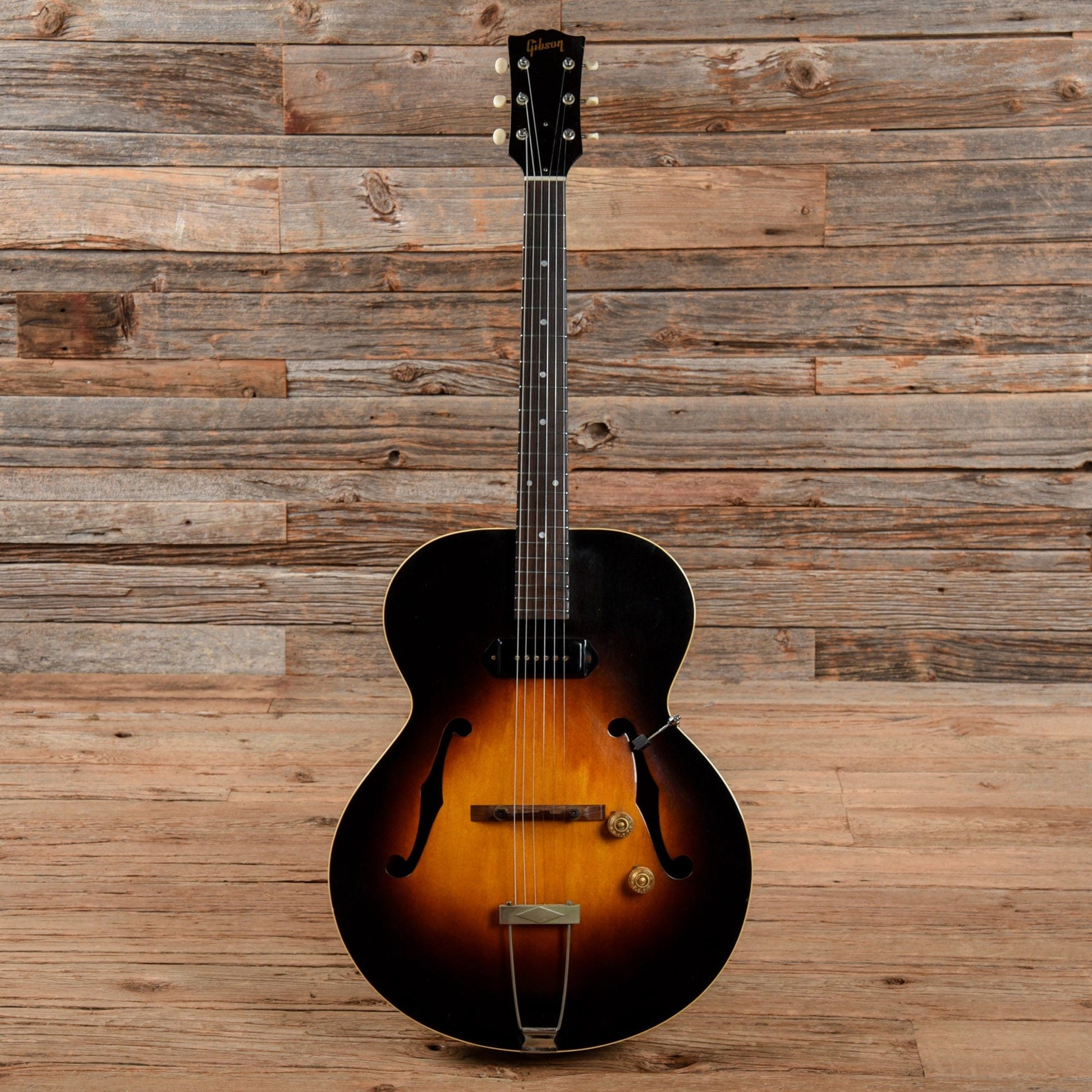 Gibson ES-150 Sunburst 1949 Electric Guitars / Hollow Body