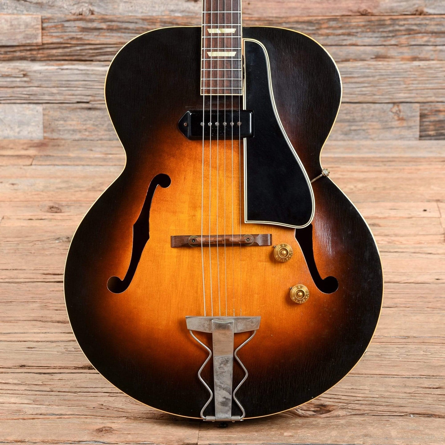 Gibson ES-150 Sunburst 1950 Electric Guitars / Hollow Body