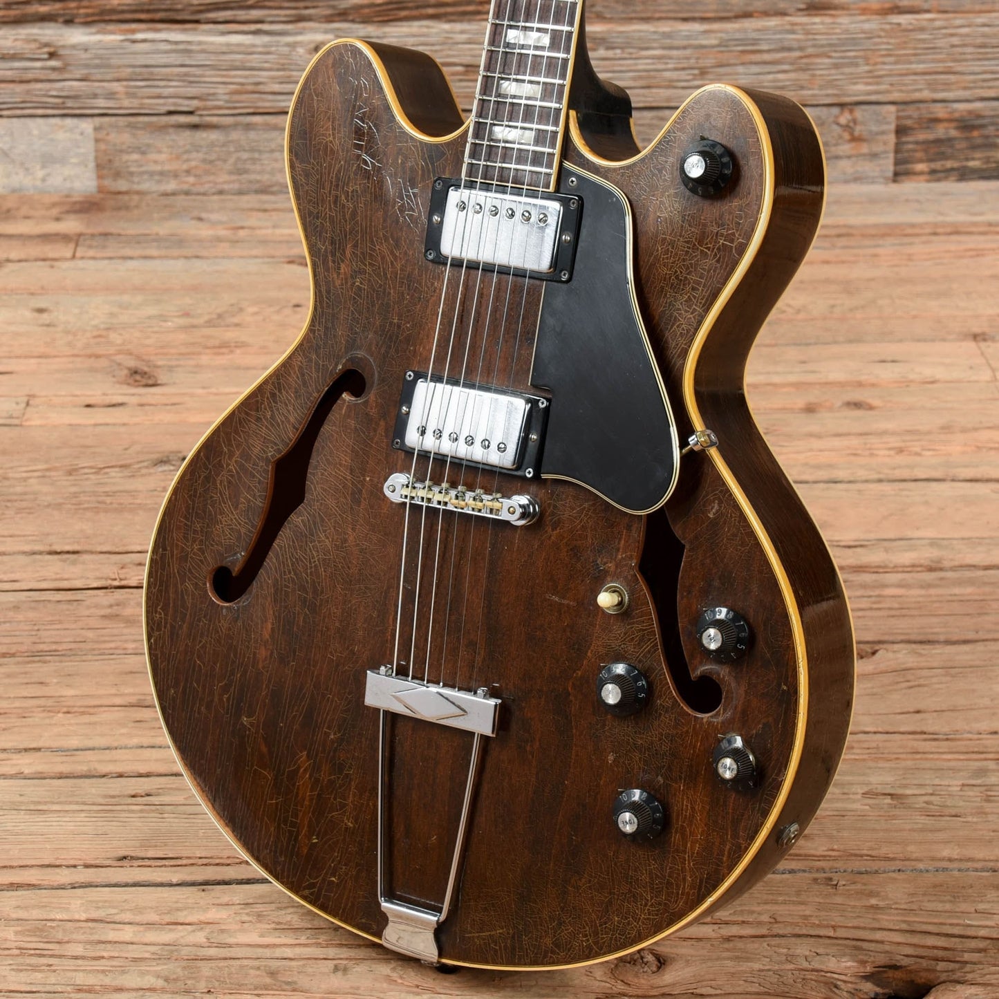 Gibson ES-150DC Walnut 1970s Electric Guitars / Hollow Body