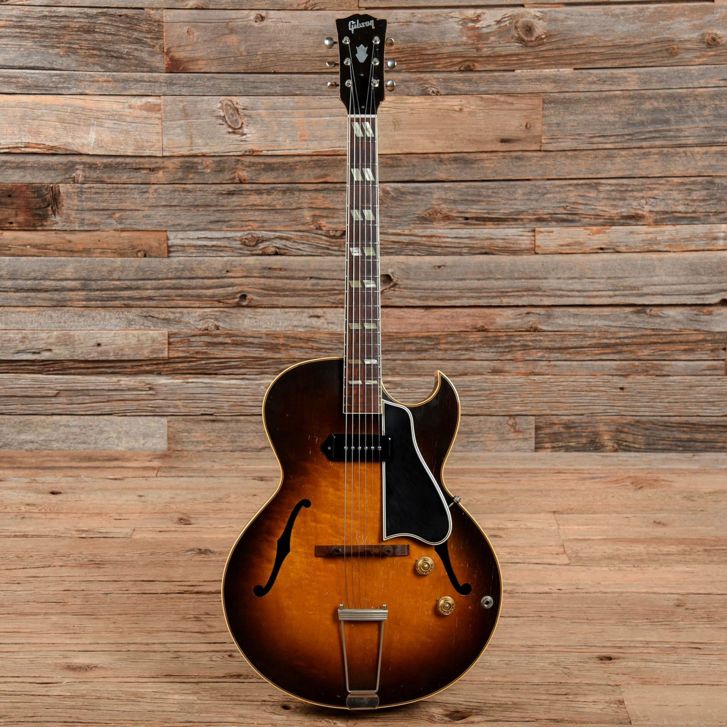 Gibson ES-175 Sunburst 1950 Electric Guitars / Hollow Body