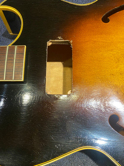 Gibson ES-175 Sunburst 1953 Electric Guitars / Hollow Body
