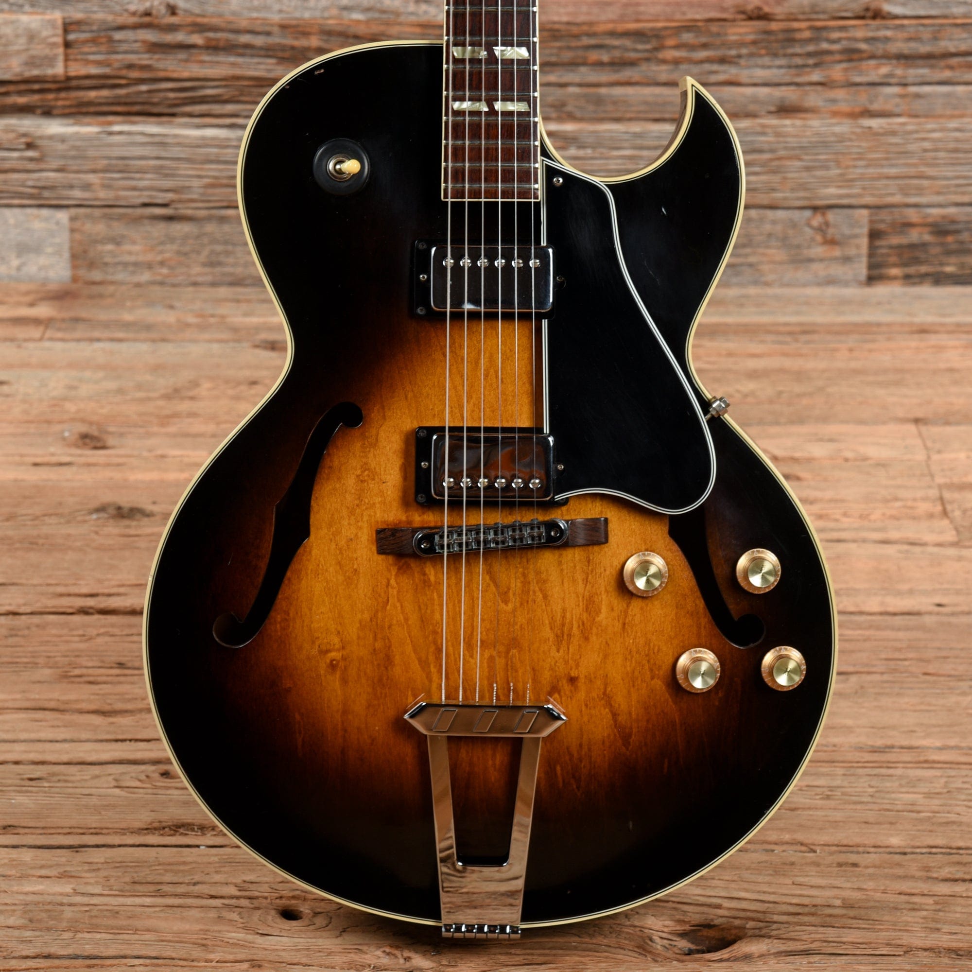 Gibson ES-175 Sunburst 1979 Electric Guitars / Hollow Body