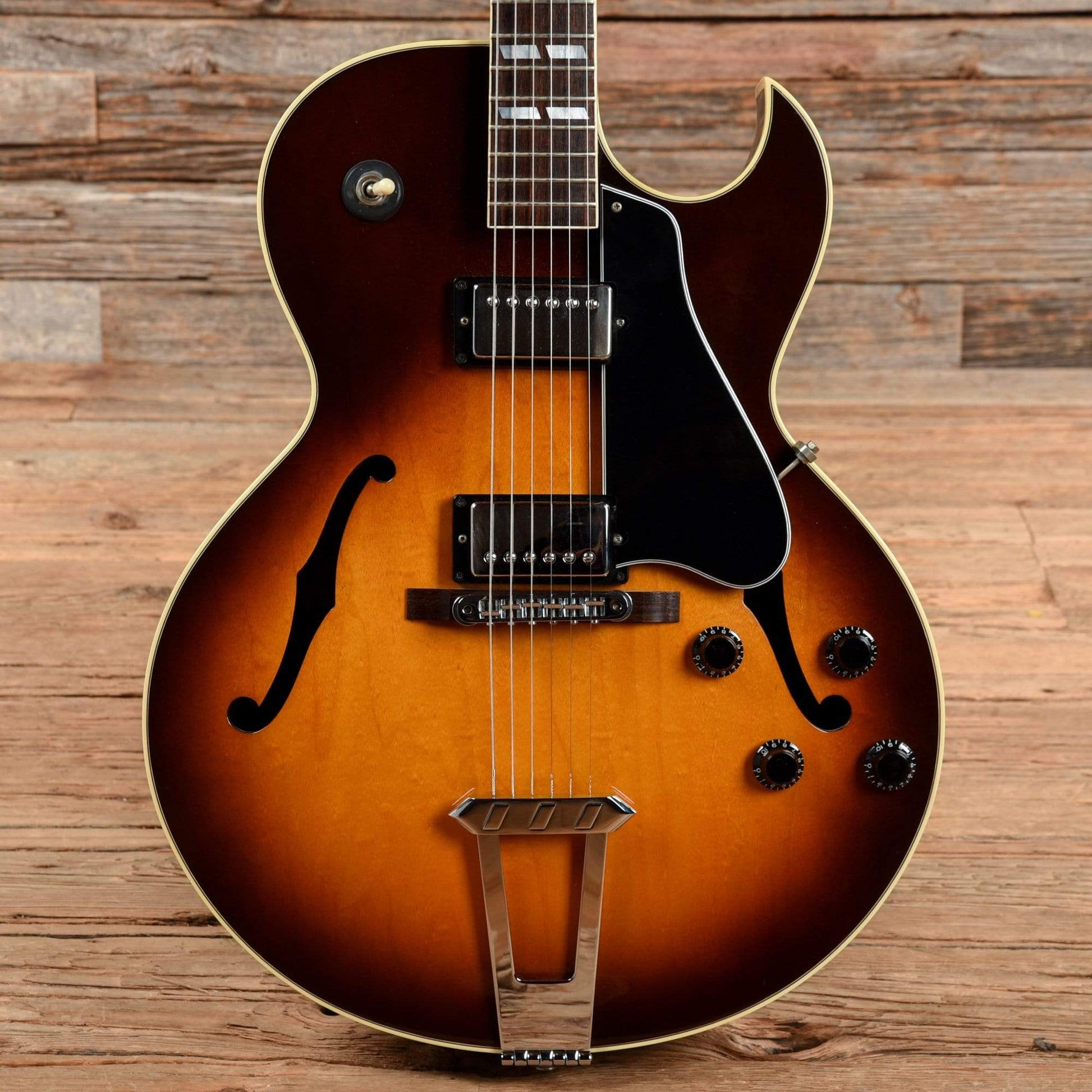 Gibson ES-175 Sunburst 1988 Electric Guitars / Hollow Body