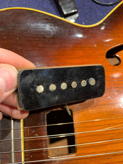 Gibson ES-300 Sunburst 1946 Electric Guitars / Hollow Body