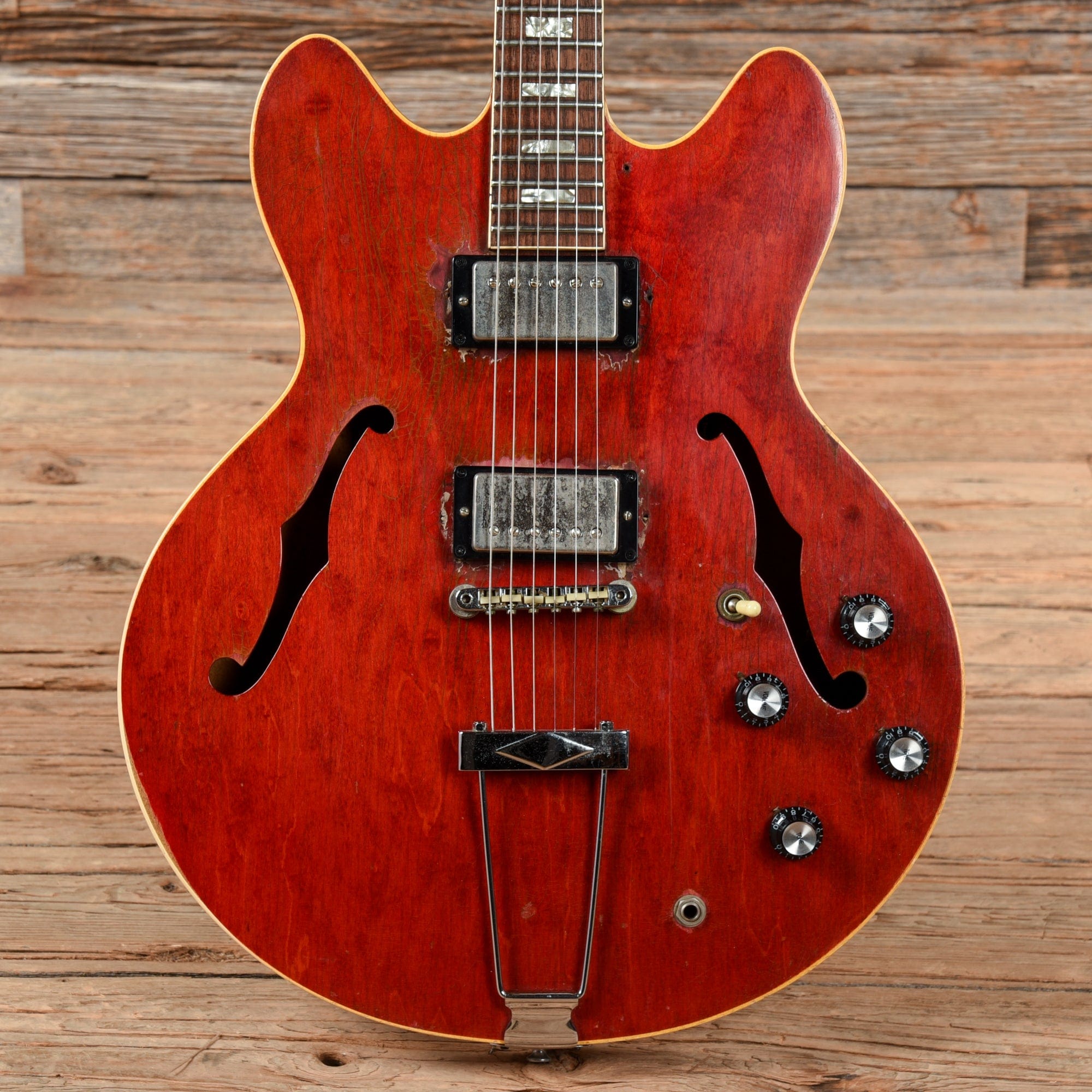 Gibson ES-330 Cherry 1967 Electric Guitars / Hollow Body