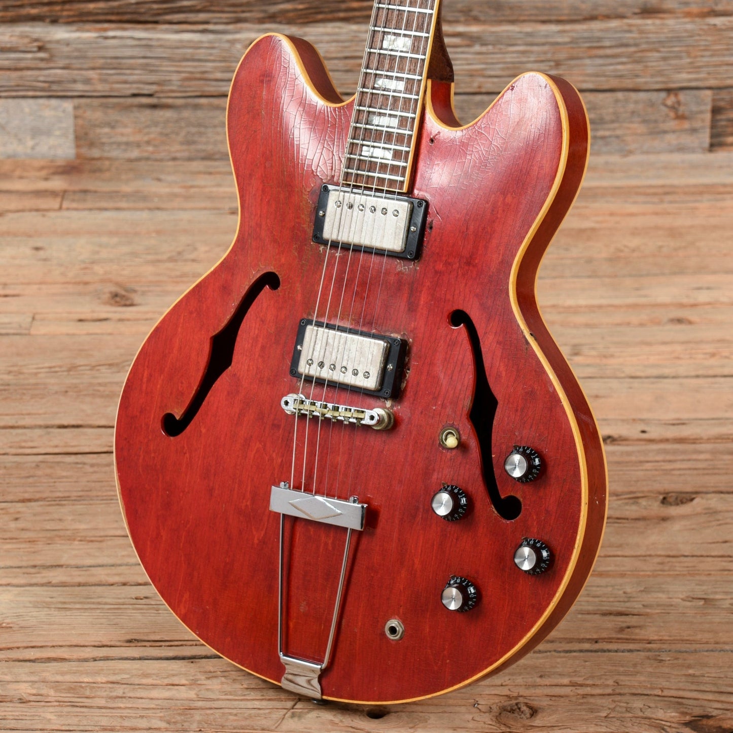 Gibson ES-330 Cherry 1967 Electric Guitars / Hollow Body