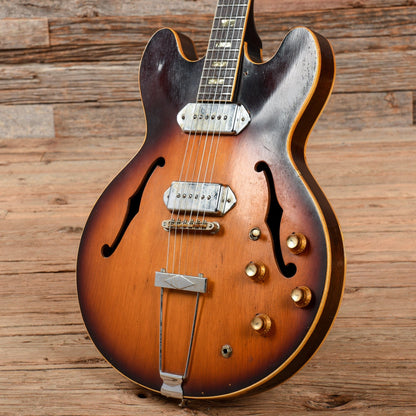 Gibson ES-330 Sunburst 1967 Electric Guitars / Hollow Body