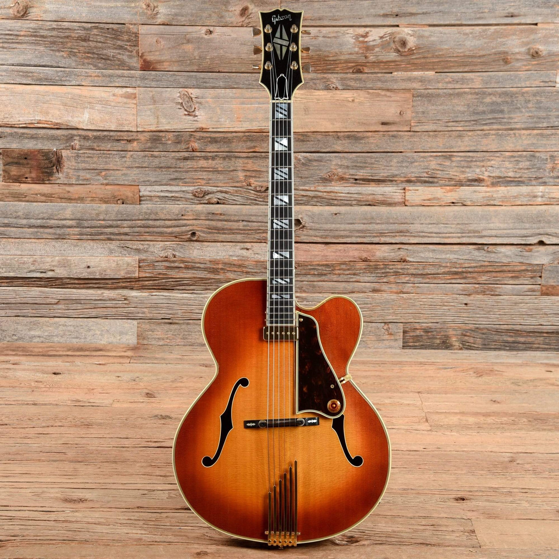 Gibson Johnny Smith Sunburst 1970s Electric Guitars / Hollow Body