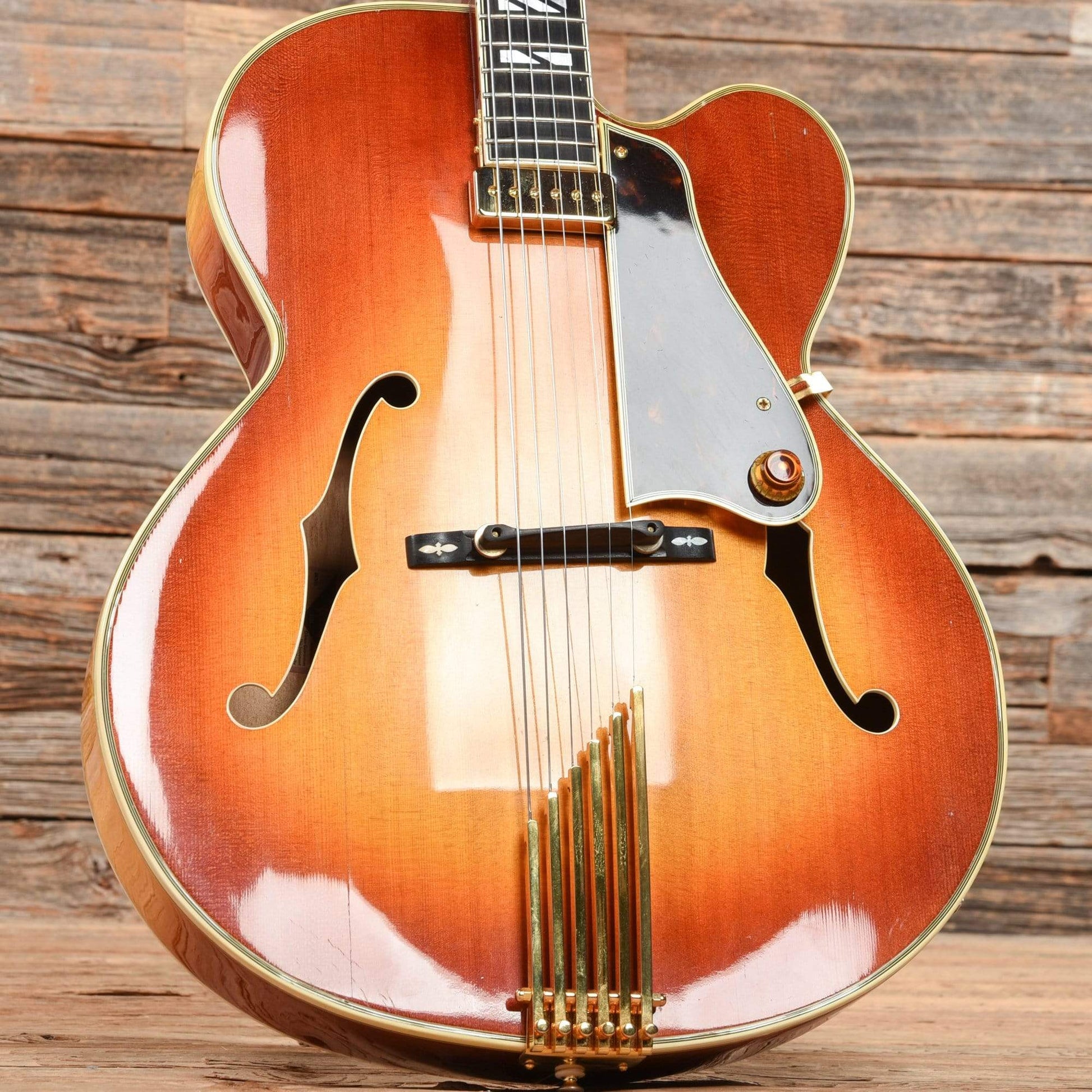 Gibson Johnny Smith Sunburst 1970s Electric Guitars / Hollow Body