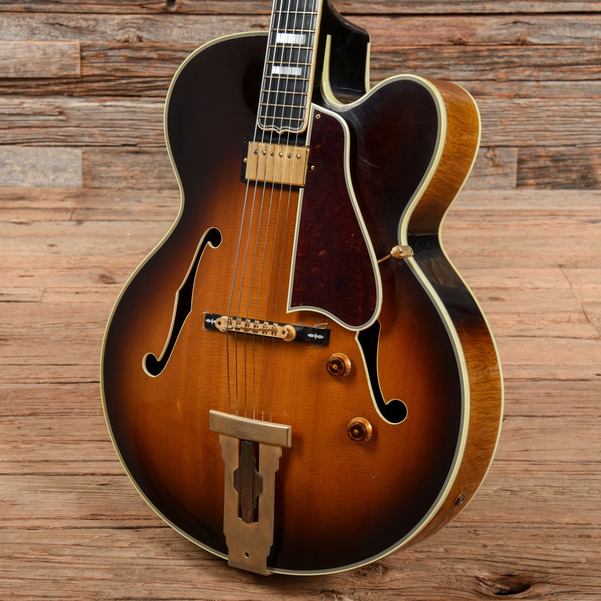 Gibson Wes Montgomery L5 Sunburst 2005 Electric Guitars / Hollow Body