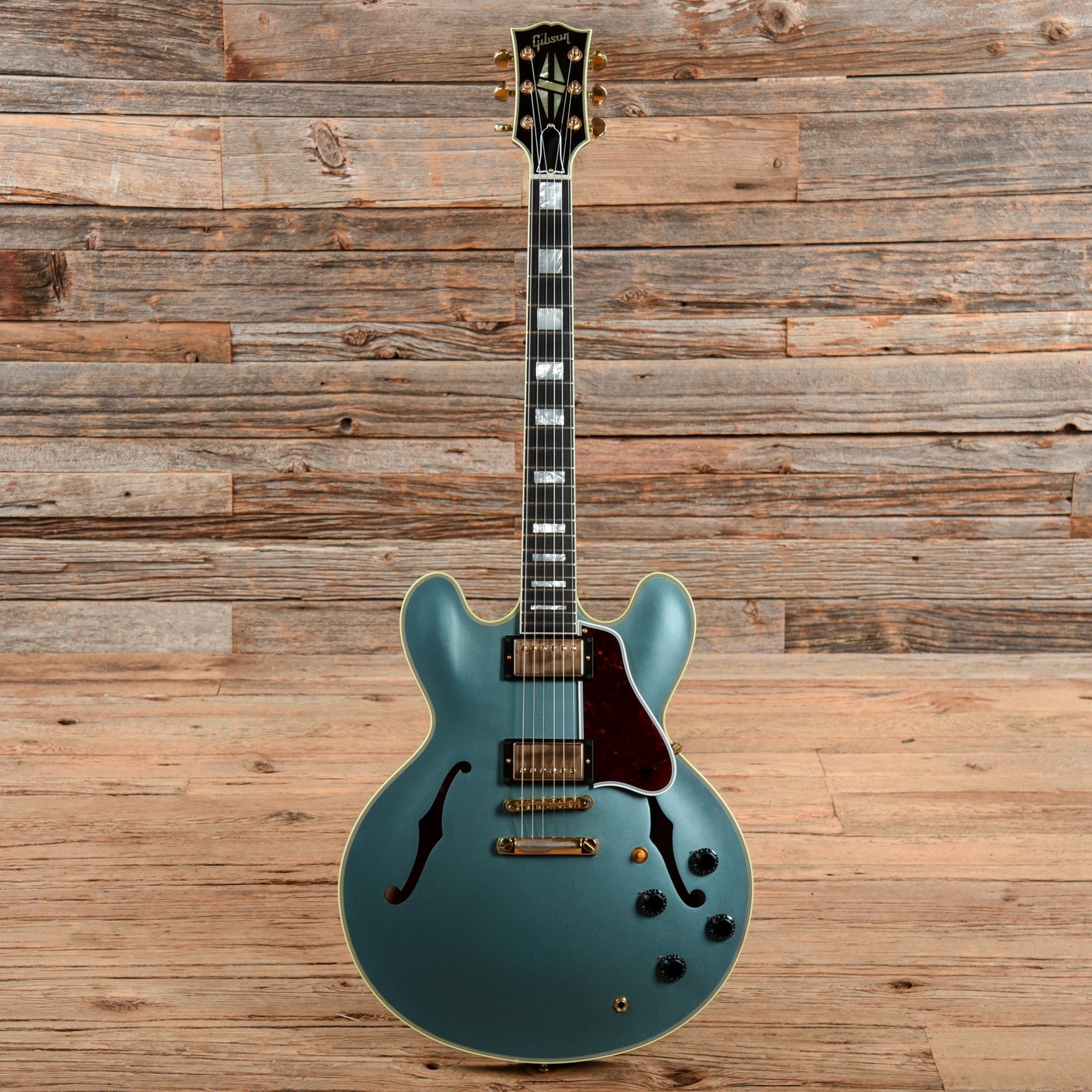 Custom 335 Gibson Custom ES-335 Custom Pelham Blue 2018 – Chicago Music Exchange