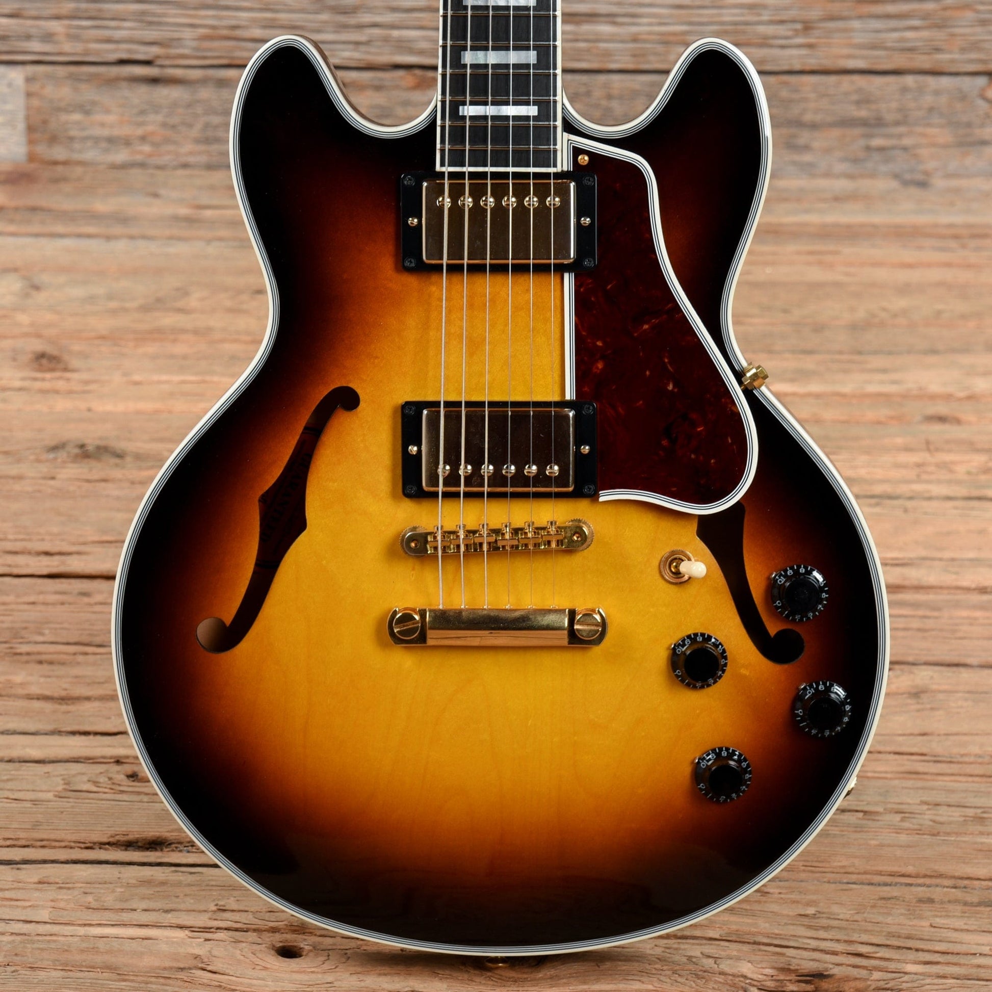 Gibson Custom ES-359 Vintage Sunburst 2015 Electric Guitars / Semi-Hollow