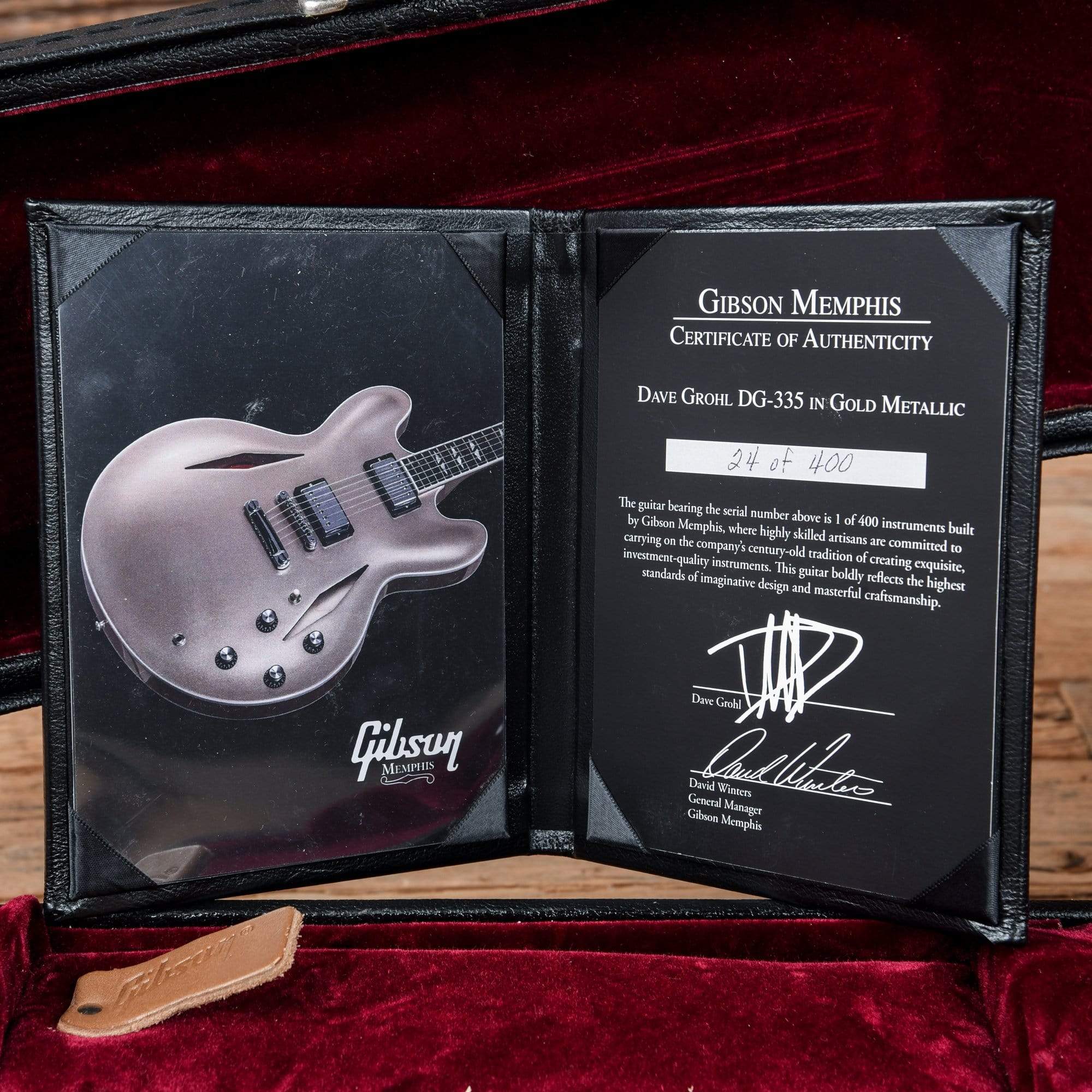Gibson Custom Shop Dave Grohl Signature DG-335 Metallic Gold