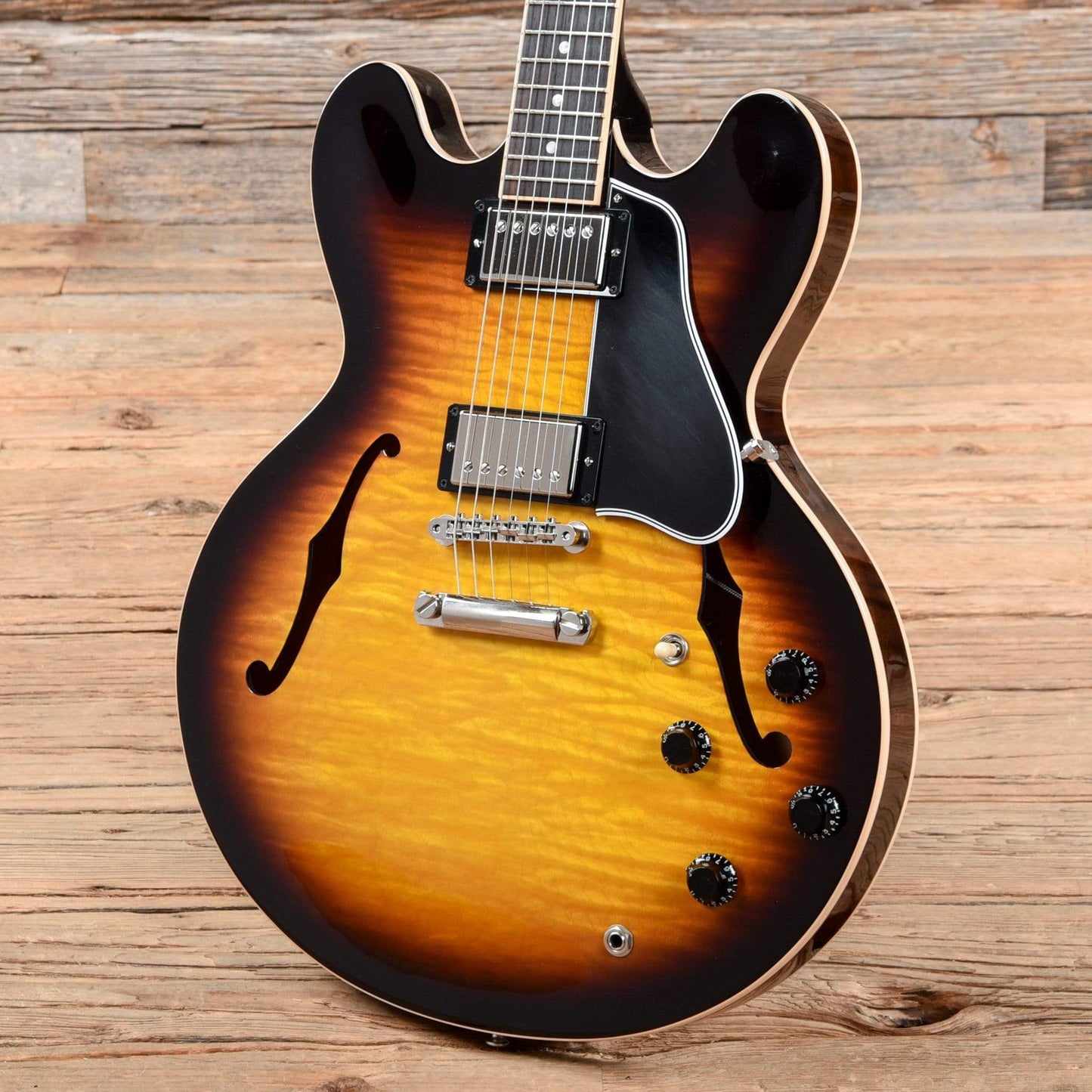 Gibson Custom Shop ES-335 Dot Sunburst 2009 Electric Guitars / Semi-Hollow