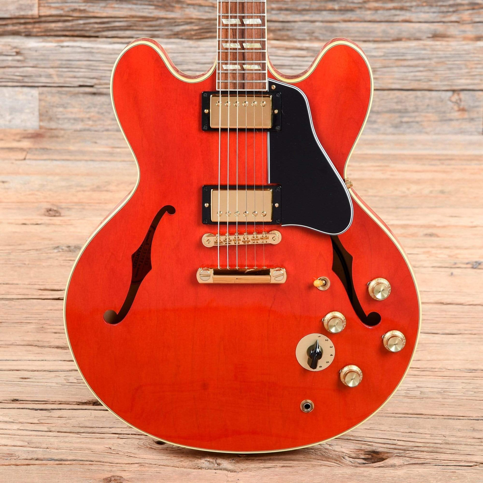 Gibson Custom Shop ES-345 Cherry 1999 Electric Guitars / Semi-Hollow