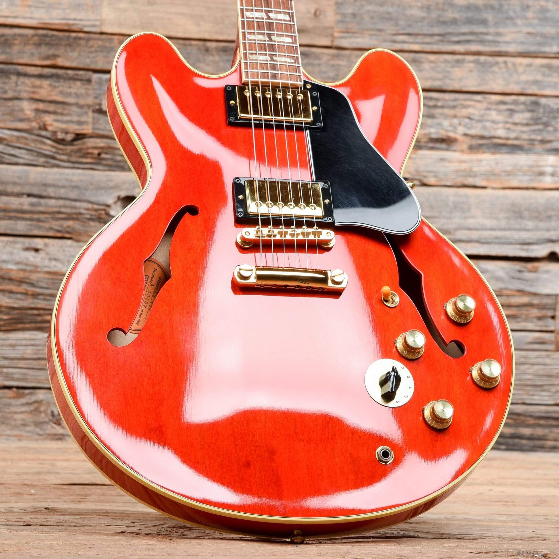 Gibson Custom Shop ES-345 Cherry 1999 Electric Guitars / Semi-Hollow