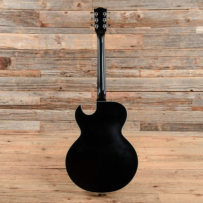 Gibson ES-135 Black 2002 Electric Guitars / Semi-Hollow