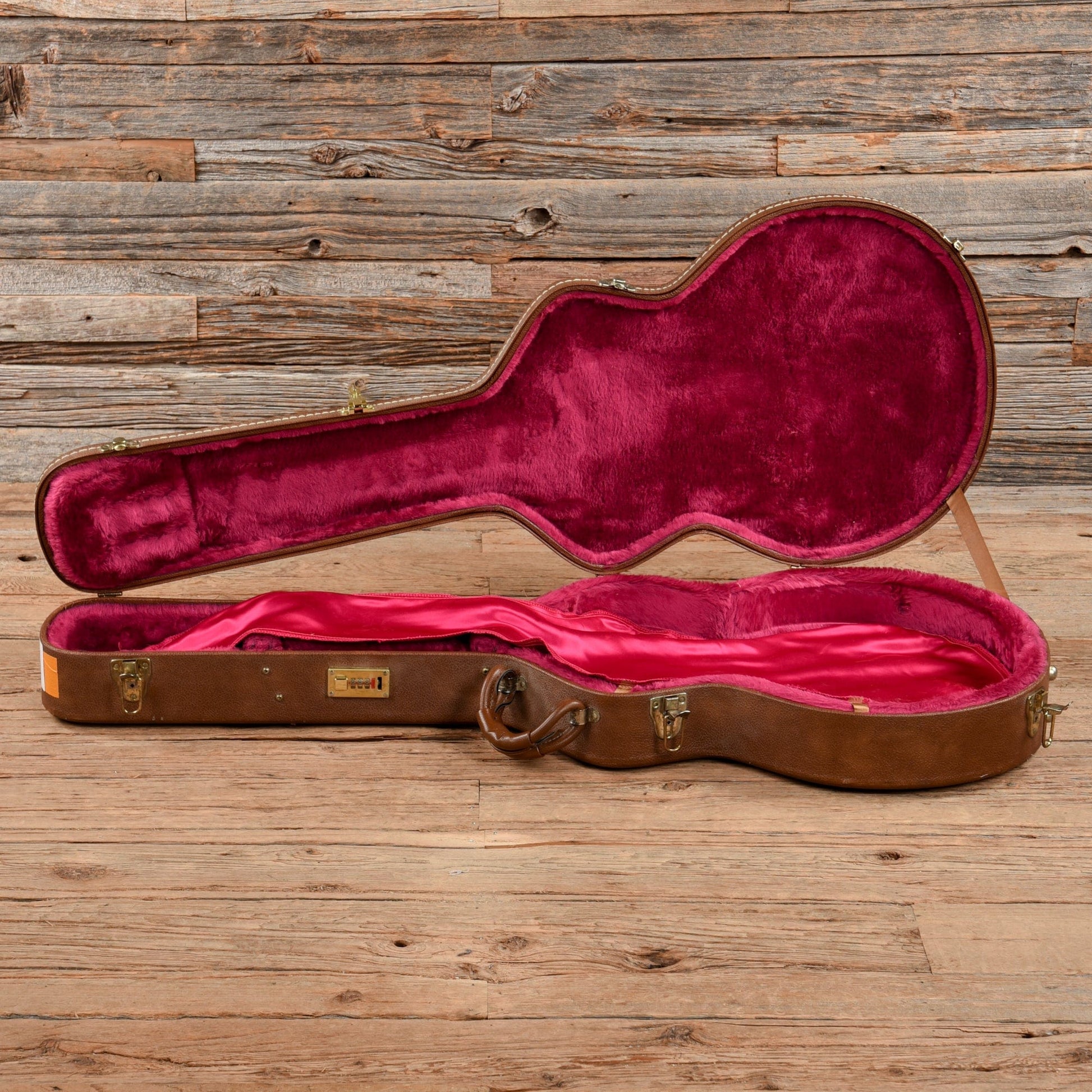 Gibson ES-135 Natural Electric Guitars / Semi-Hollow