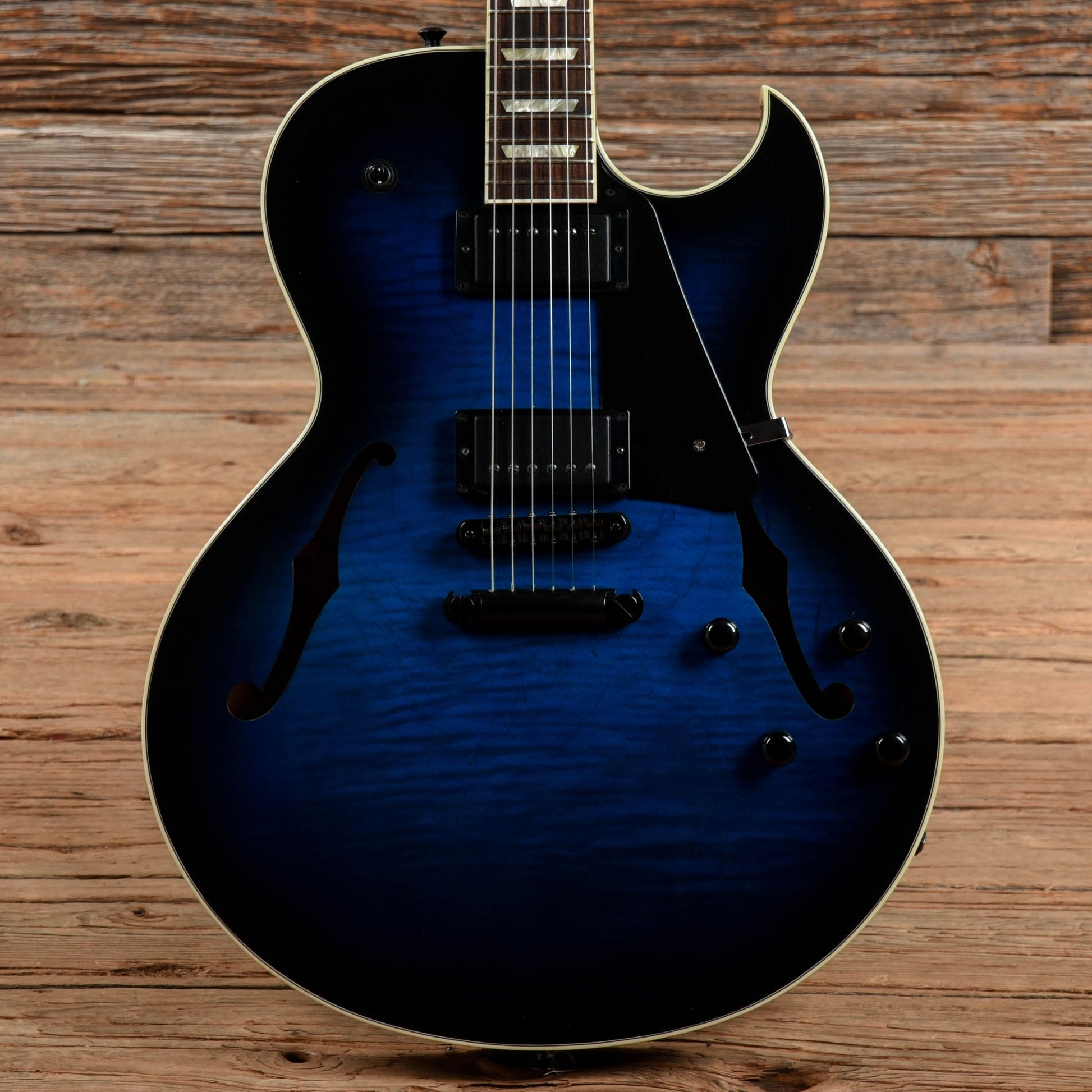 Gibson Es-137 Blue Burst 2007 Electric Guitars / Semi-Hollow