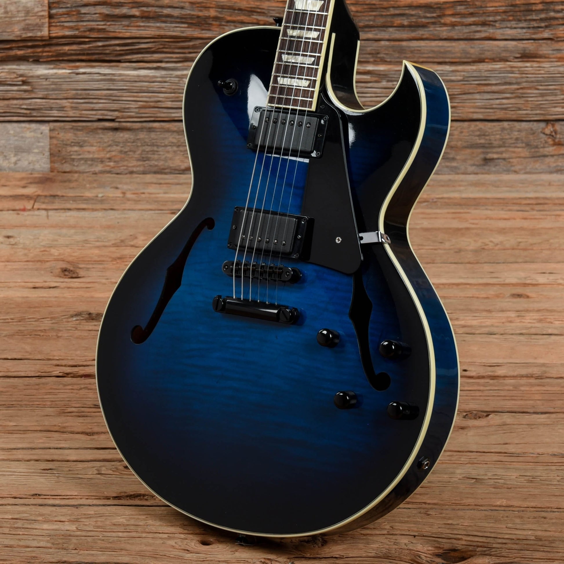 Gibson Es-137 Blue Burst 2007 Electric Guitars / Semi-Hollow
